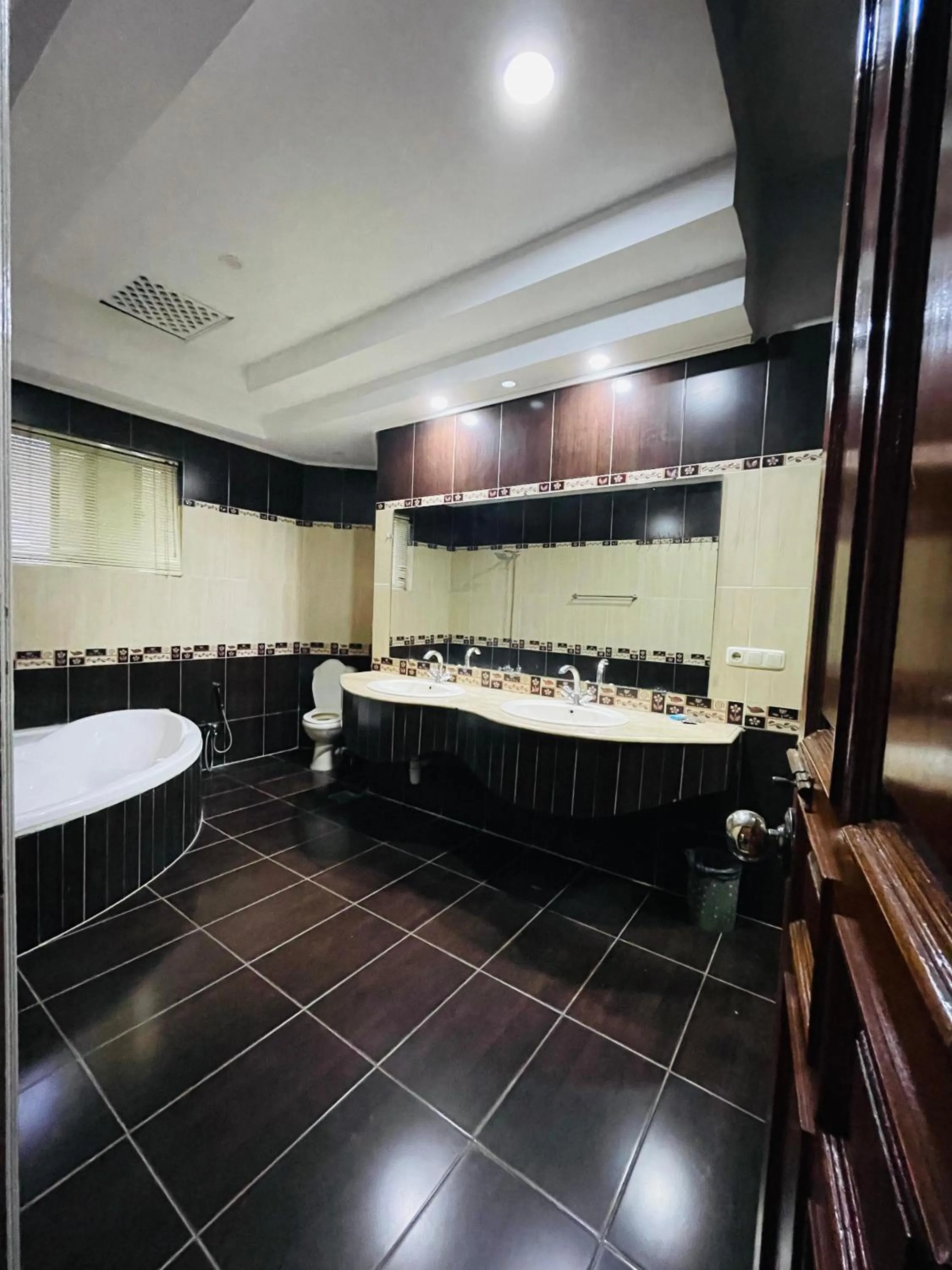 Bathroom in Executive Galaxy Guest House Islamabad