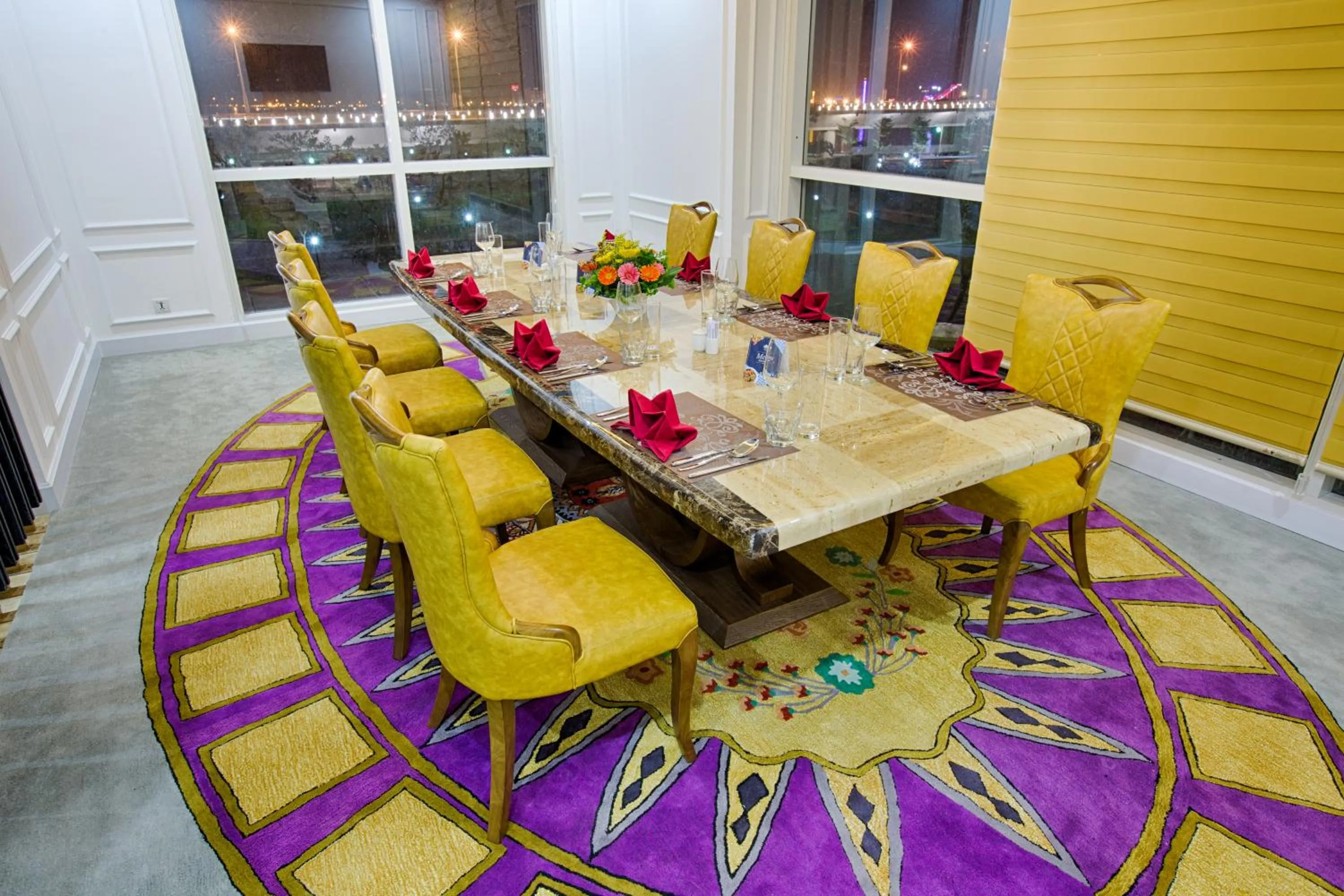 Area and facilities in Fivitel Da Nang