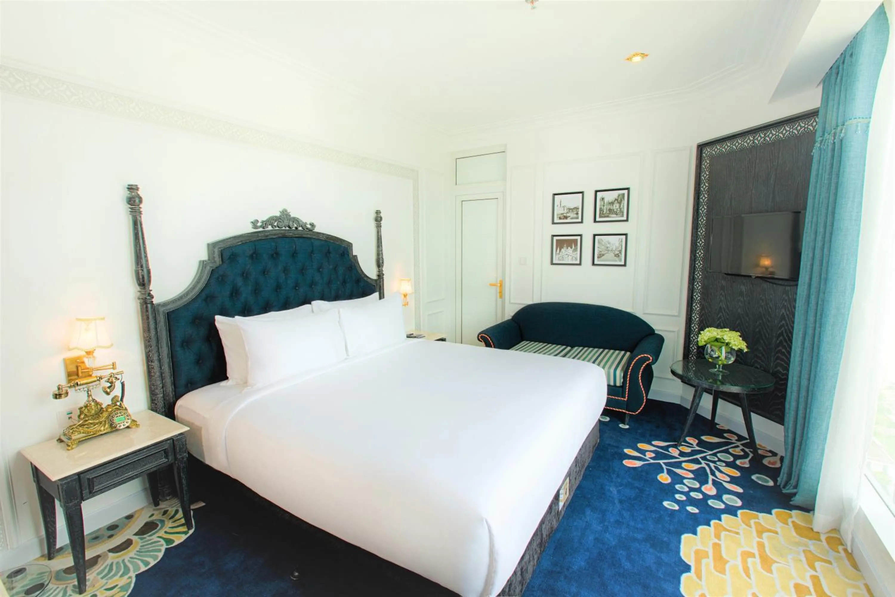 Bed in Fivitel Da Nang