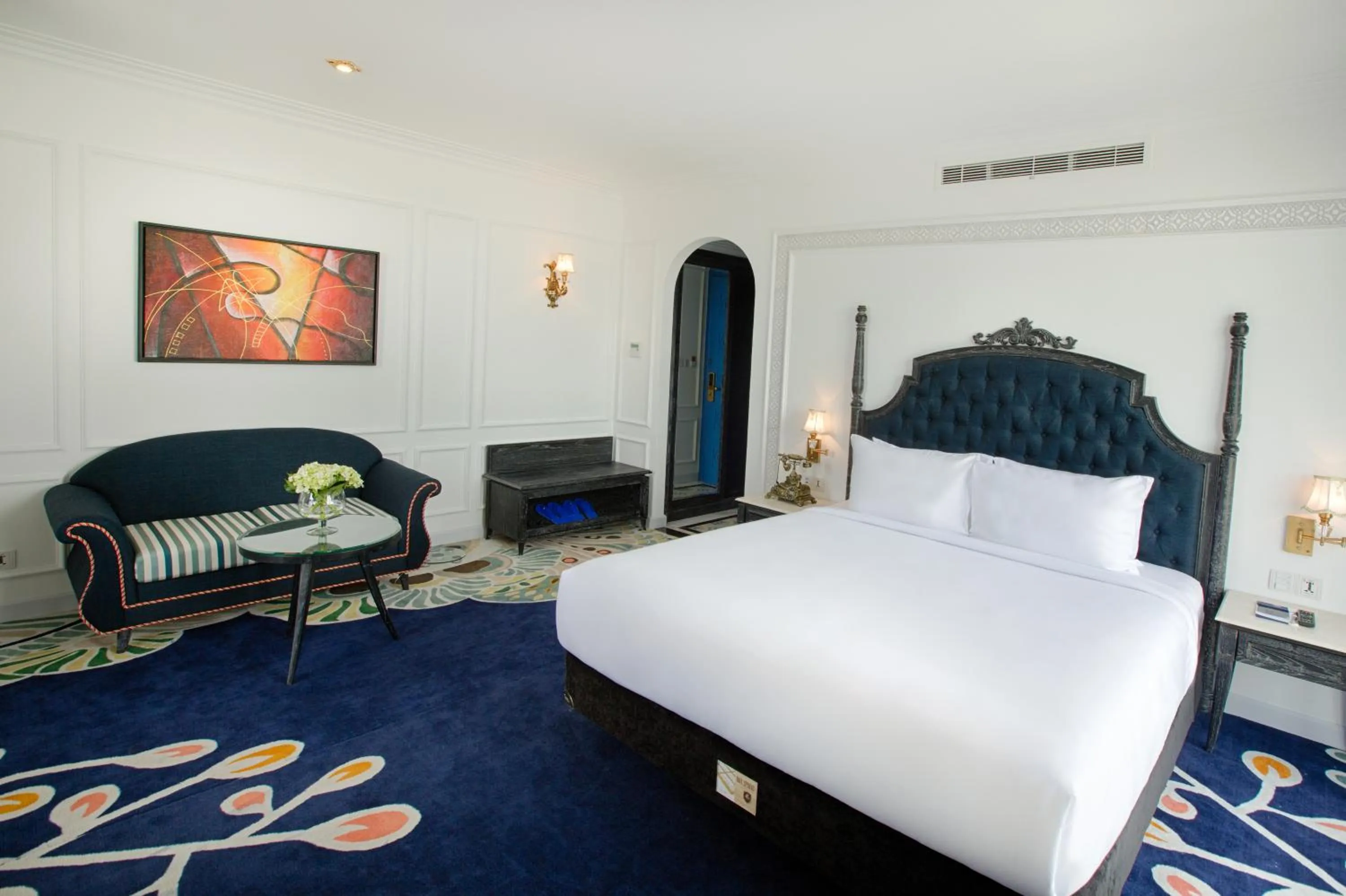 Balcony/Terrace, Bed in Fivitel Da Nang