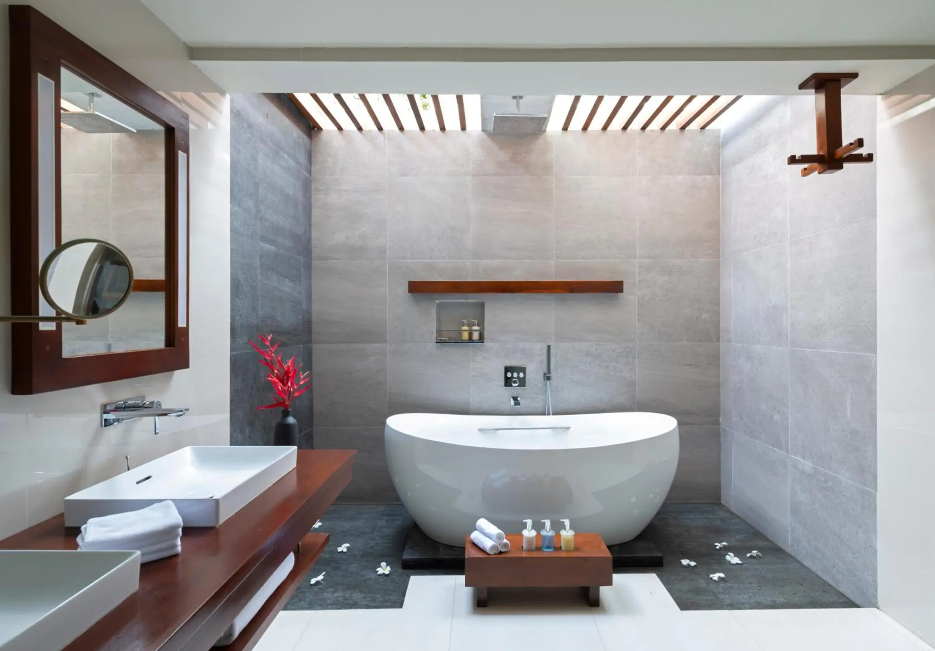 Bathroom in Jetwing Saman Villas, A Luxury Reserve - Adults Only Bathroom in Jetwing Saman Villas, A Luxury Reserve - Adults Only