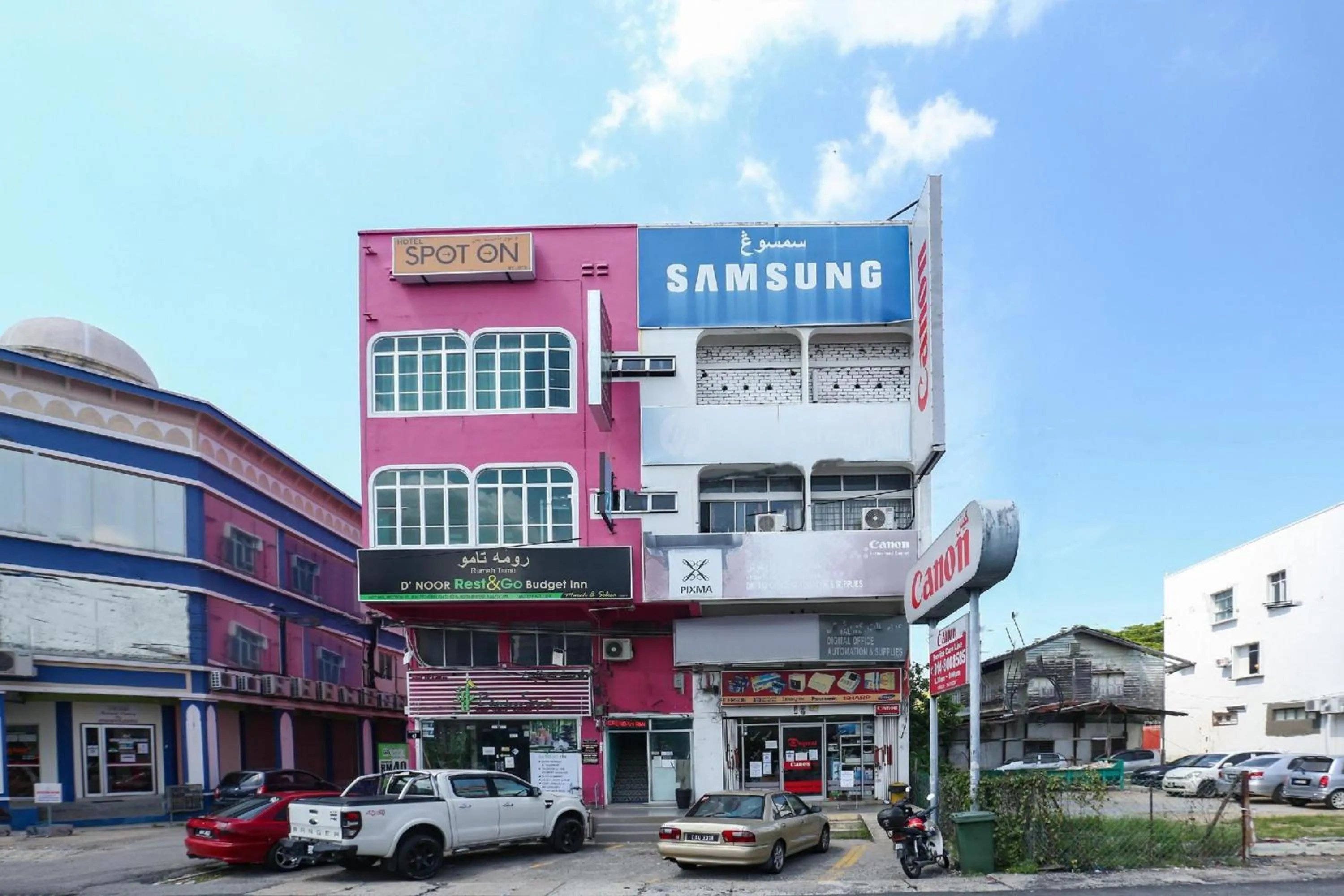 Neighbourhood in SPOT ON 89796 D'noor Budget Inn