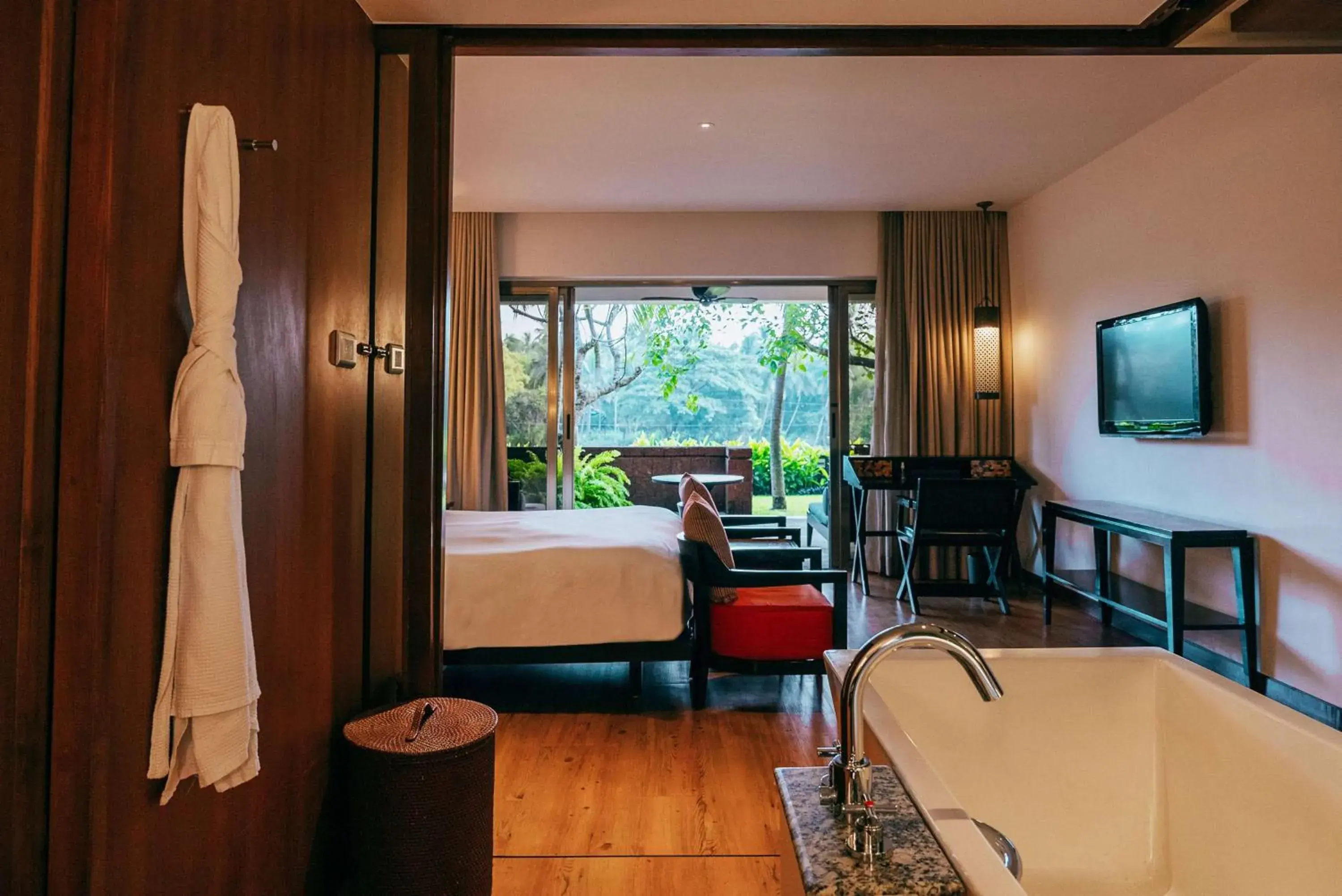 King Room with Balcony - Complimentary Majorda Beach shuttle service in Alila Diwa Goa - A Hyatt Brand King Room with Balcony - Complimentary Majorda Beach shuttle service in Alila Diwa Goa - A Hyatt Brand