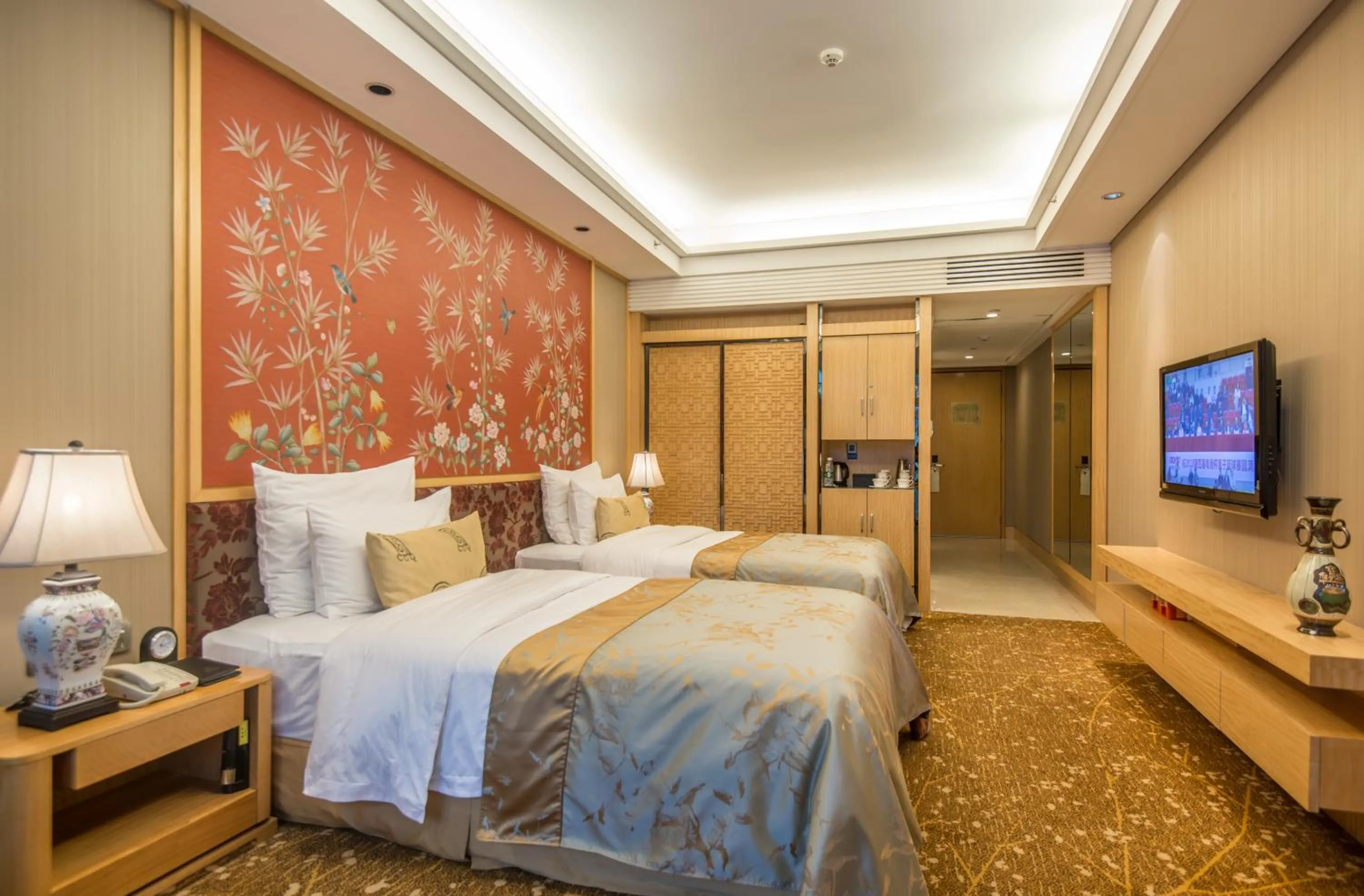 Photo of the whole room, Bed in Panyu Hotel