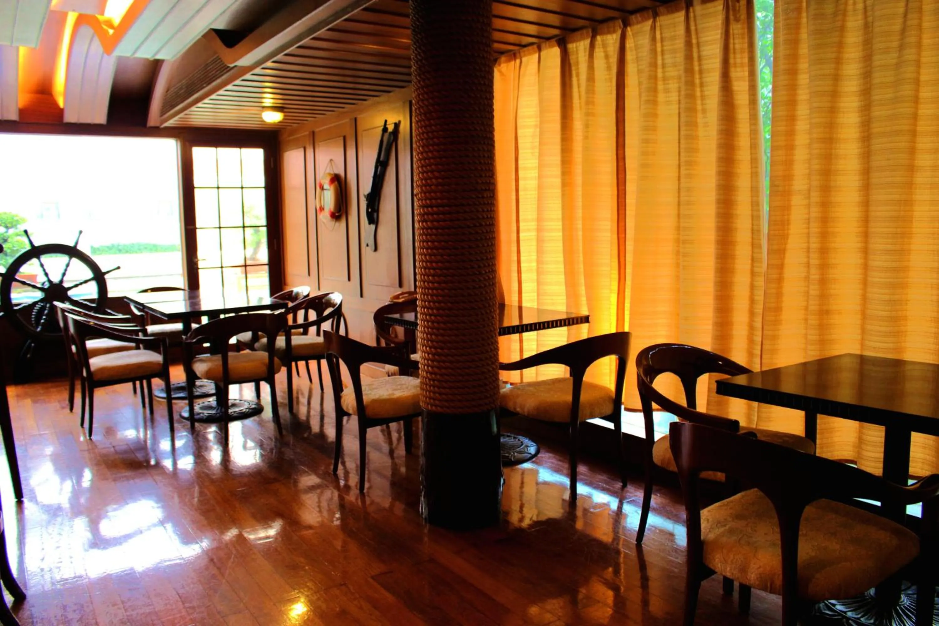 Lounge or bar in Panyu Hotel