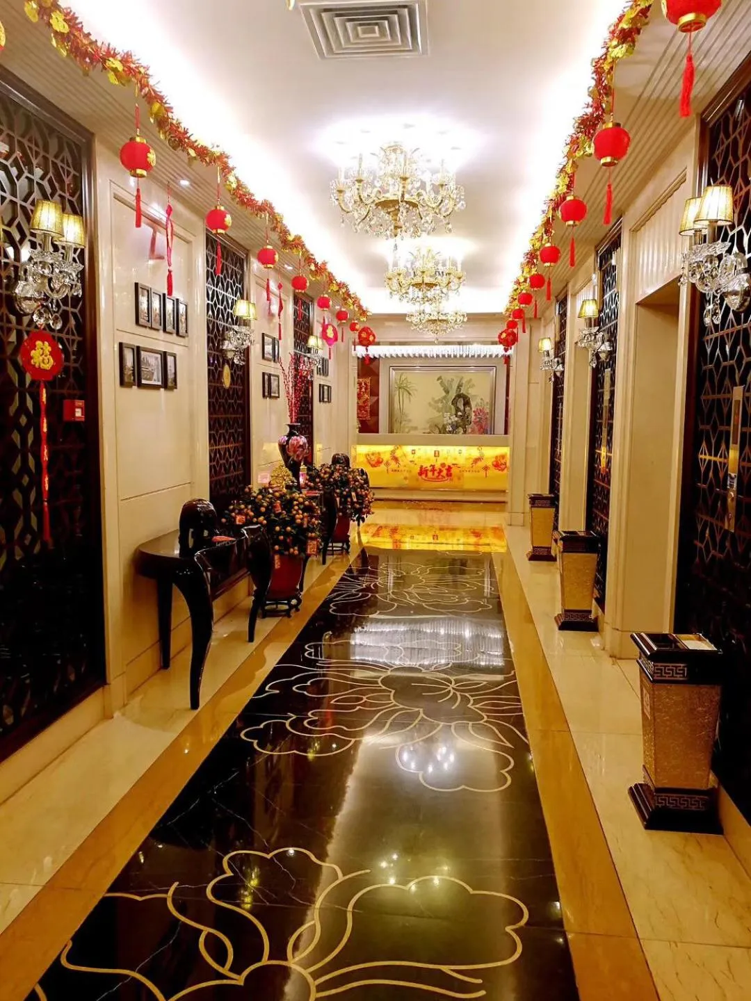 Decorative detail in Panyu Hotel