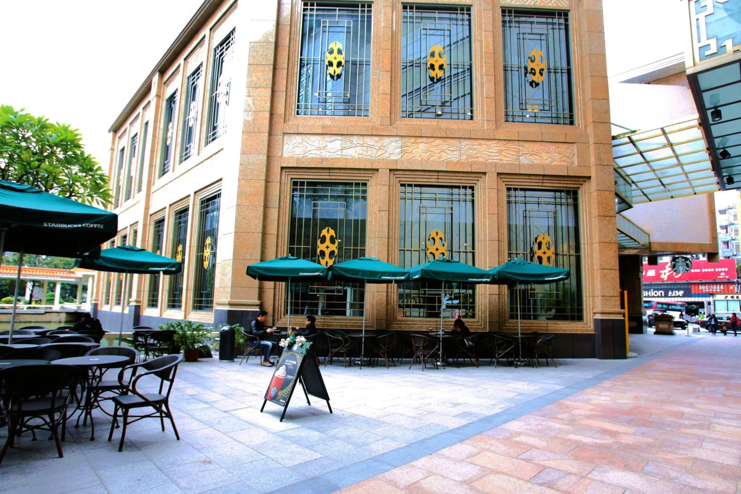 Area and facilities in Panyu Hotel