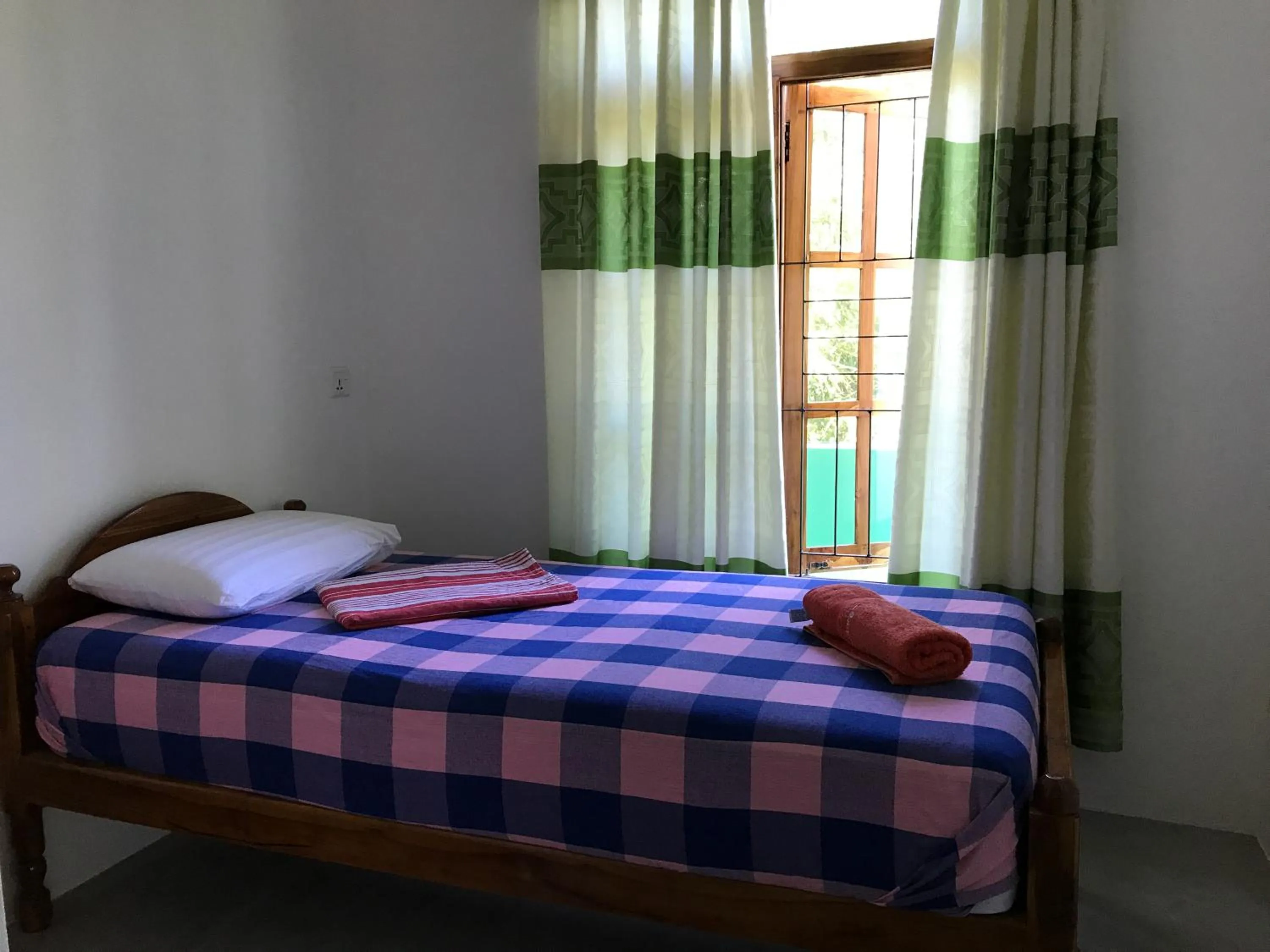 Bedroom, Bed in Nice Place Beach Hotel