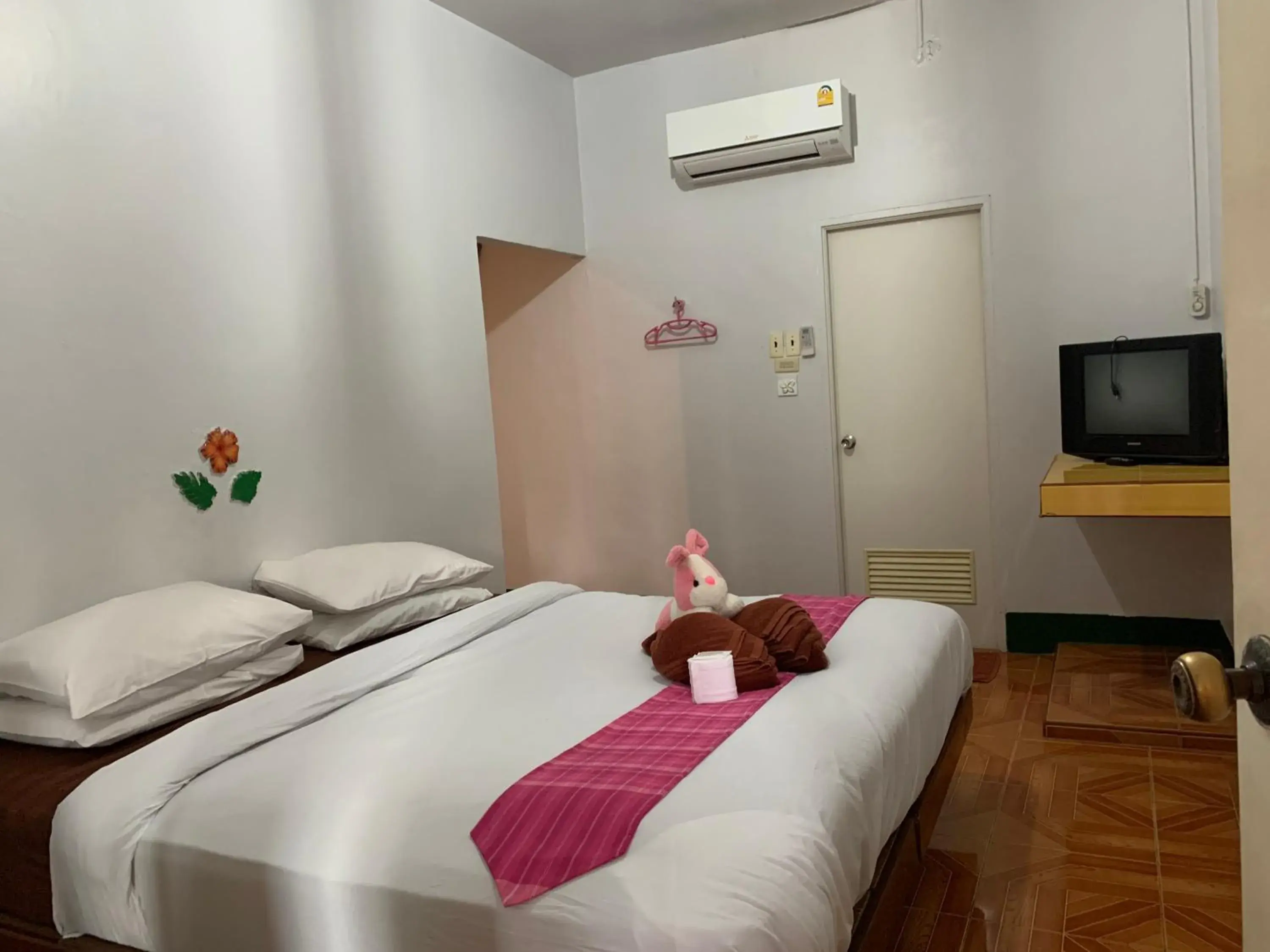 Bed in Sam's House Kanchanaburi Bed in Sam's House Kanchanaburi