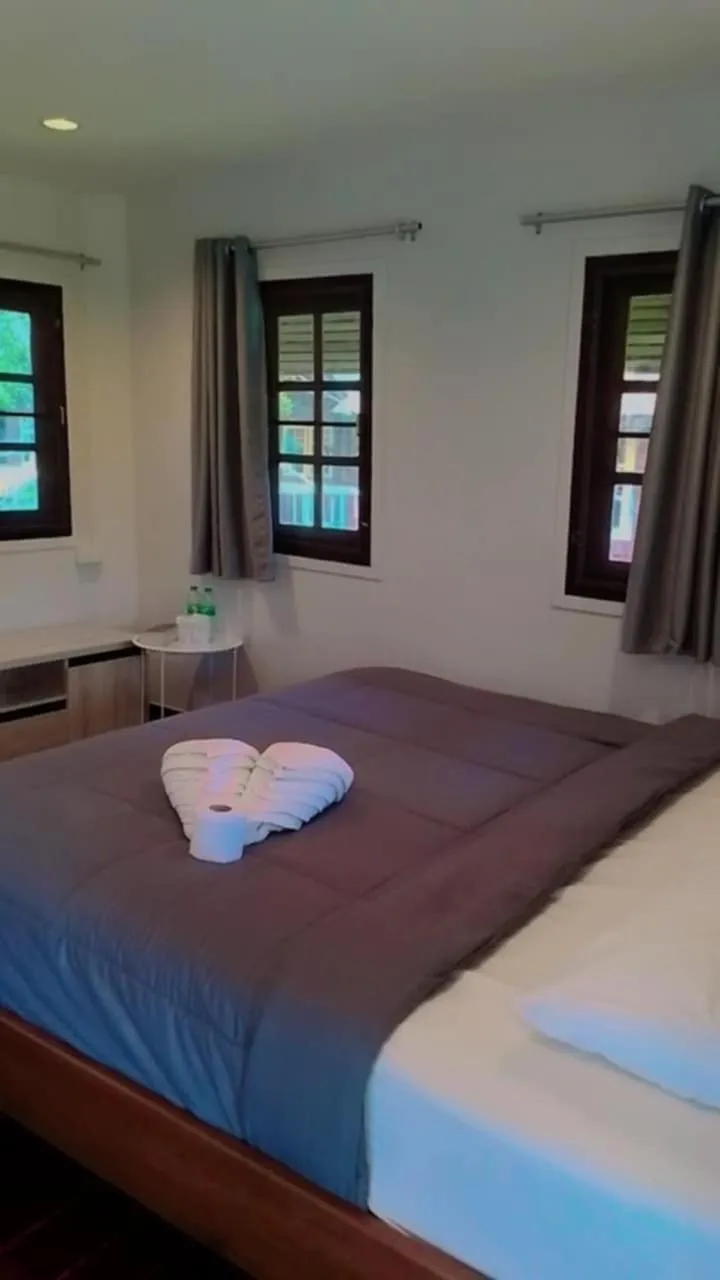 Bed in Sam's House Kanchanaburi