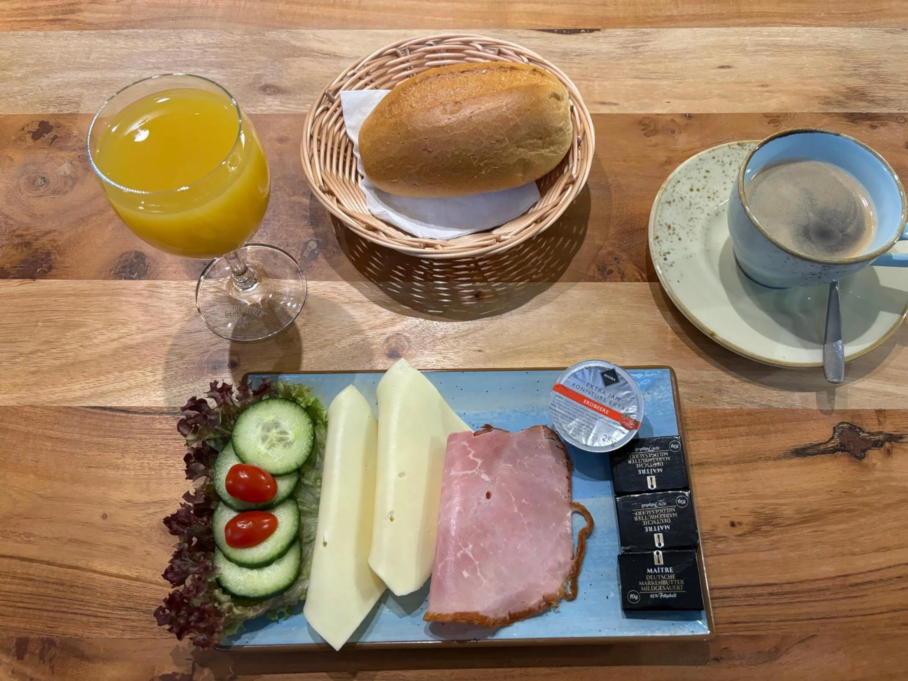 Breakfast in Ambiente Hotel Strehla