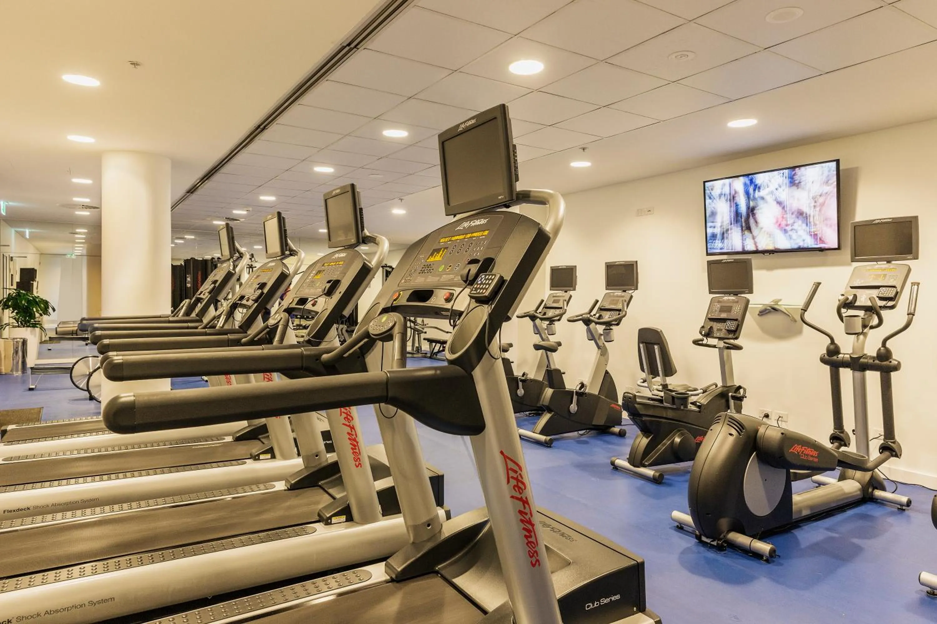 Fitness centre/facilities in PARKROYAL Darling Harbour, Sydney