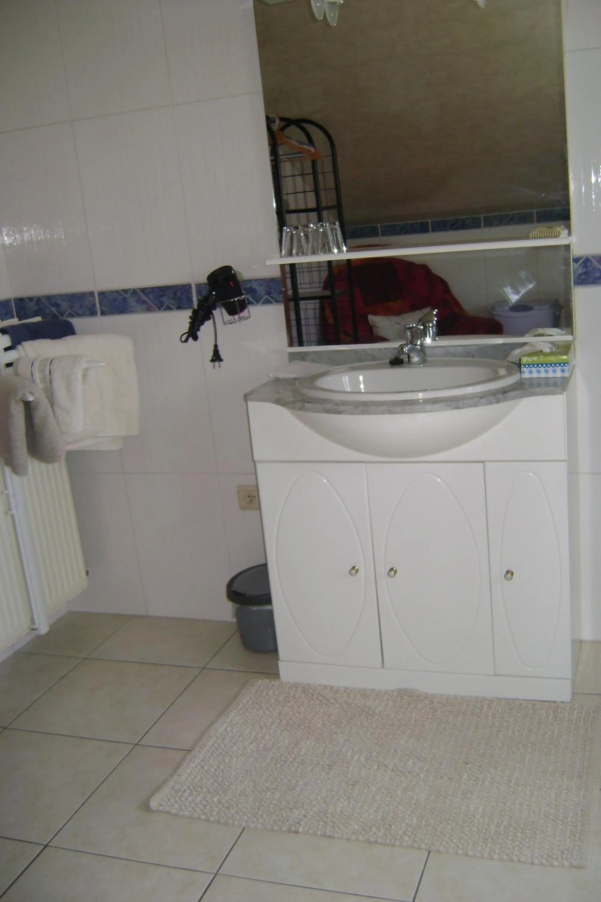 Bathroom in Le Castillon