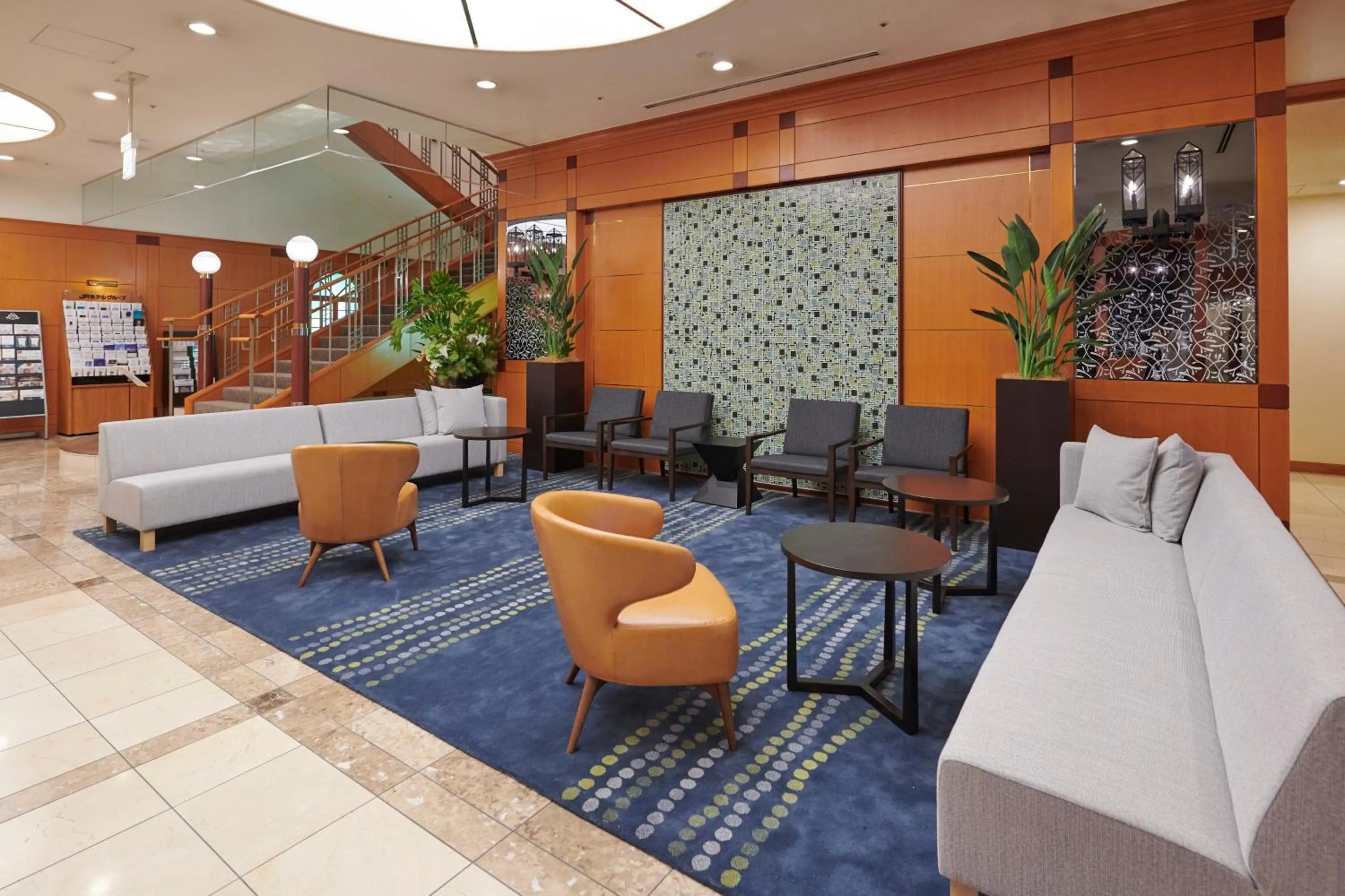 Lobby or reception in HOTEL VISCHIO AMAGASAKI by GRANVIA