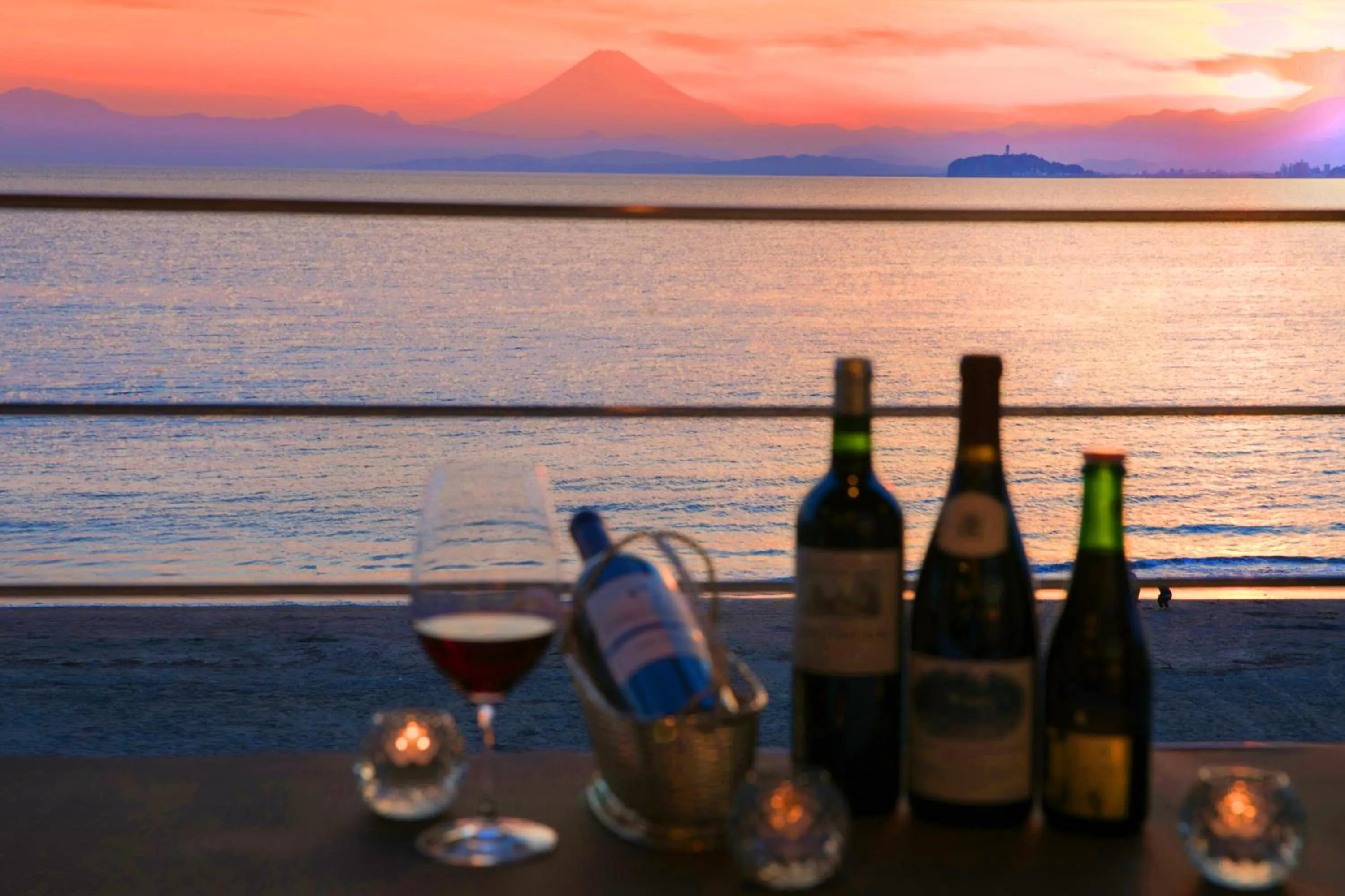 Food and drinks in Scapes The Suite