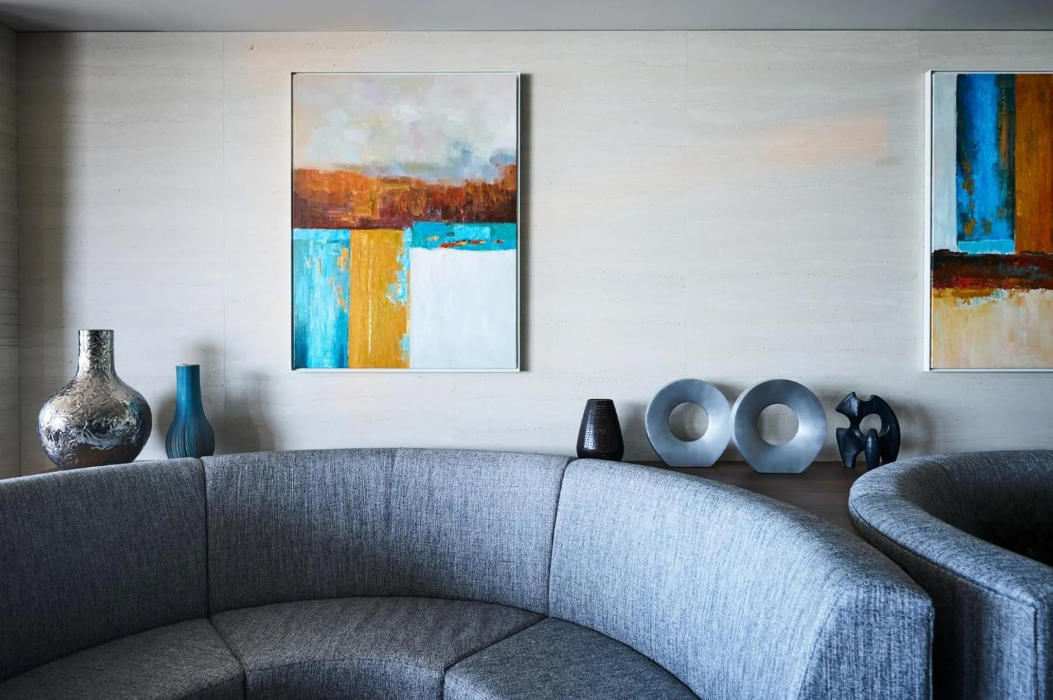 Decorative detail in Scapes The Suite