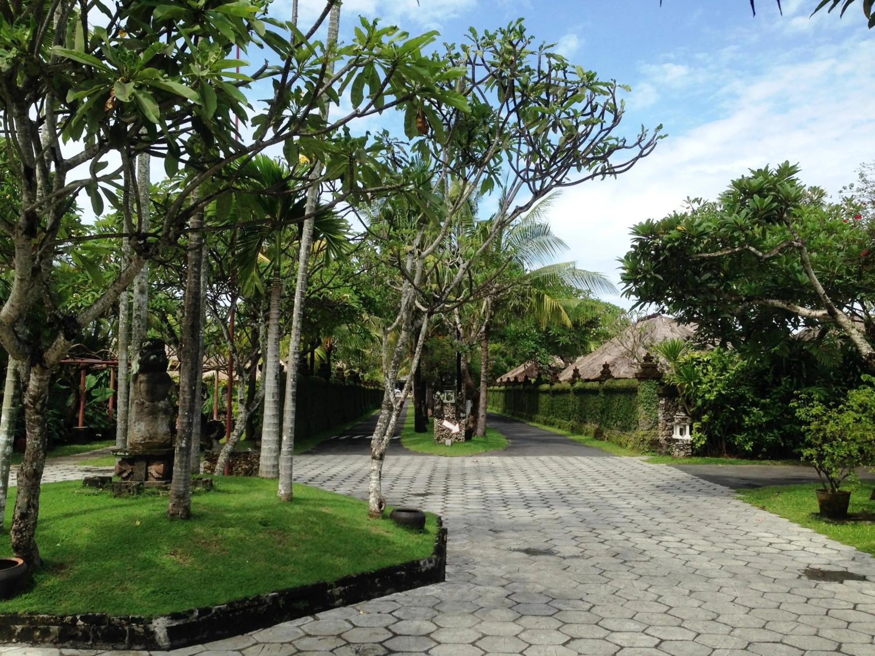 Garden in Tandjung Sari Hotel