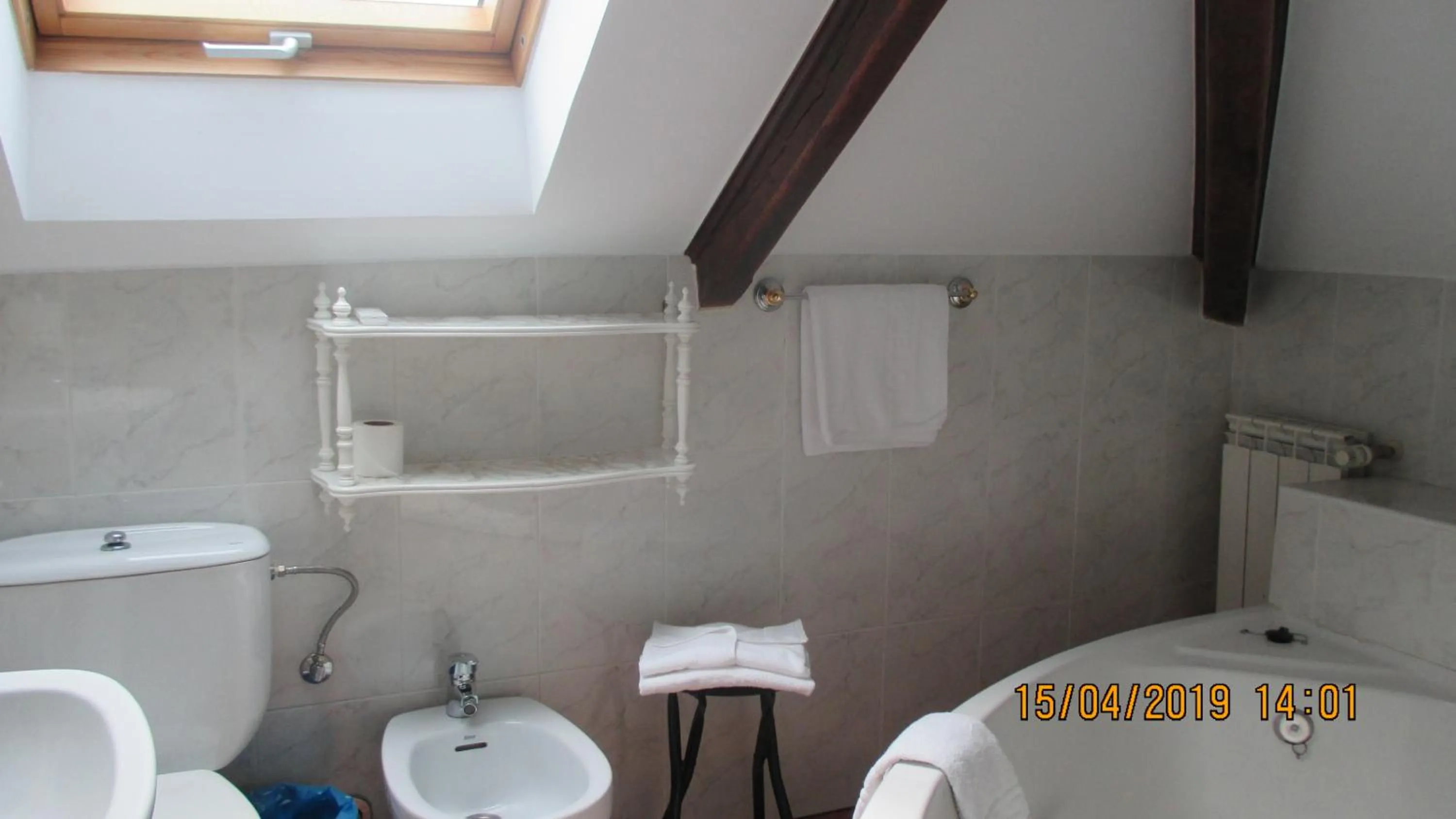 Bathroom in Hotel Playa Samil Vigo