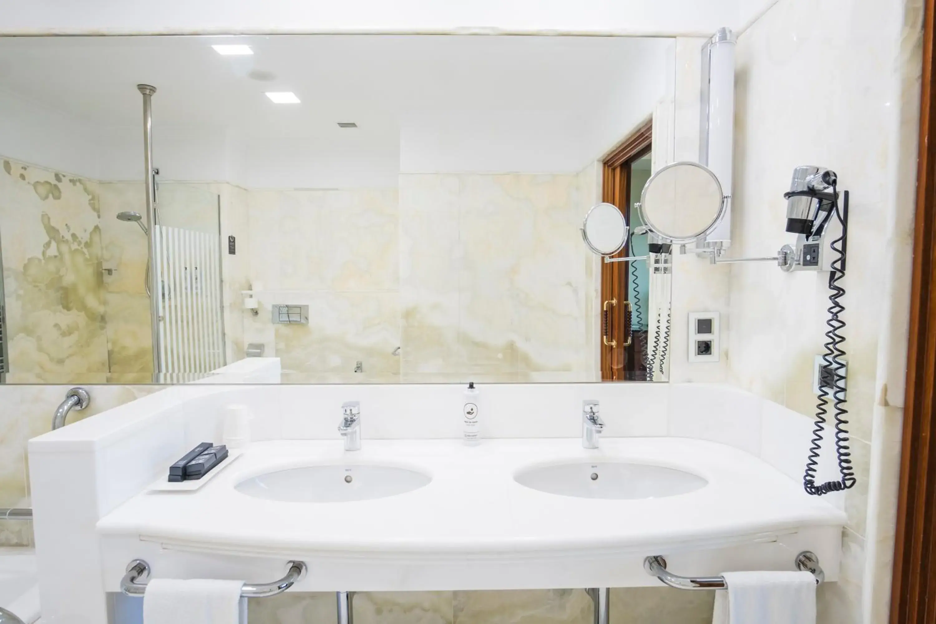 Bathroom in Alda Mirador del Moncayo Bathroom in Alda Mirador del Moncayo