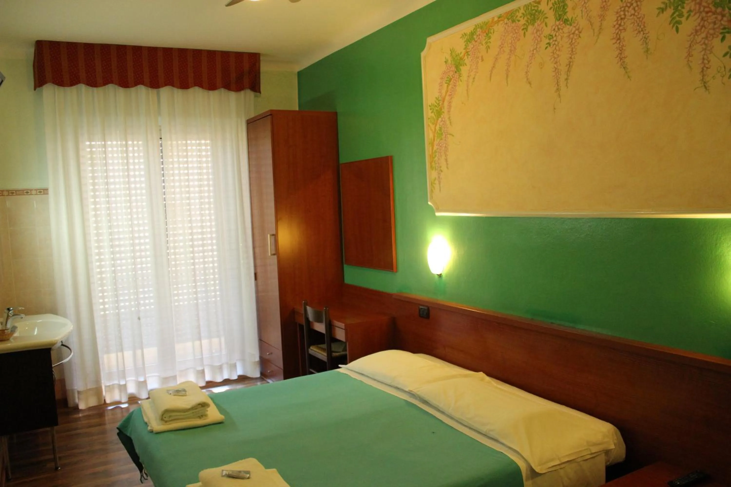 Bed in Hotel America