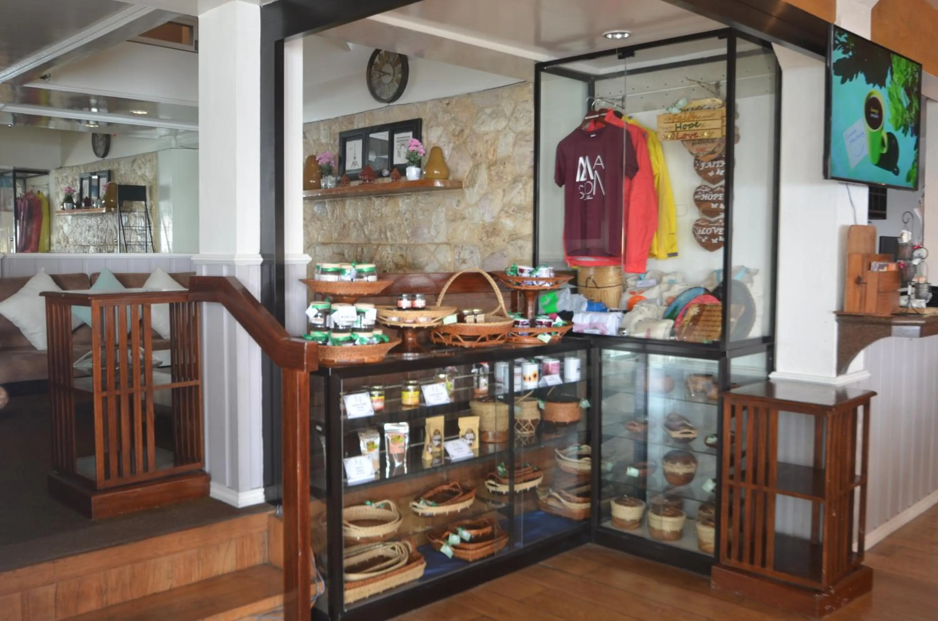 Business facilities in Mines View Park Hotel