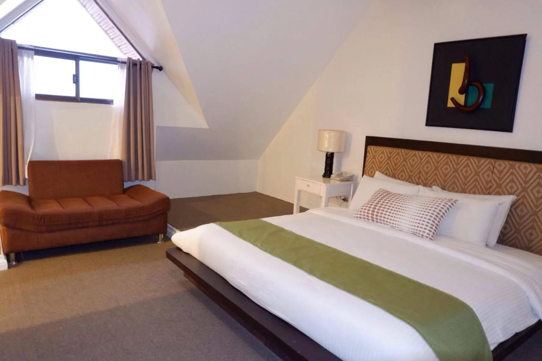 Bedroom, Bed in Mines View Park Hotel