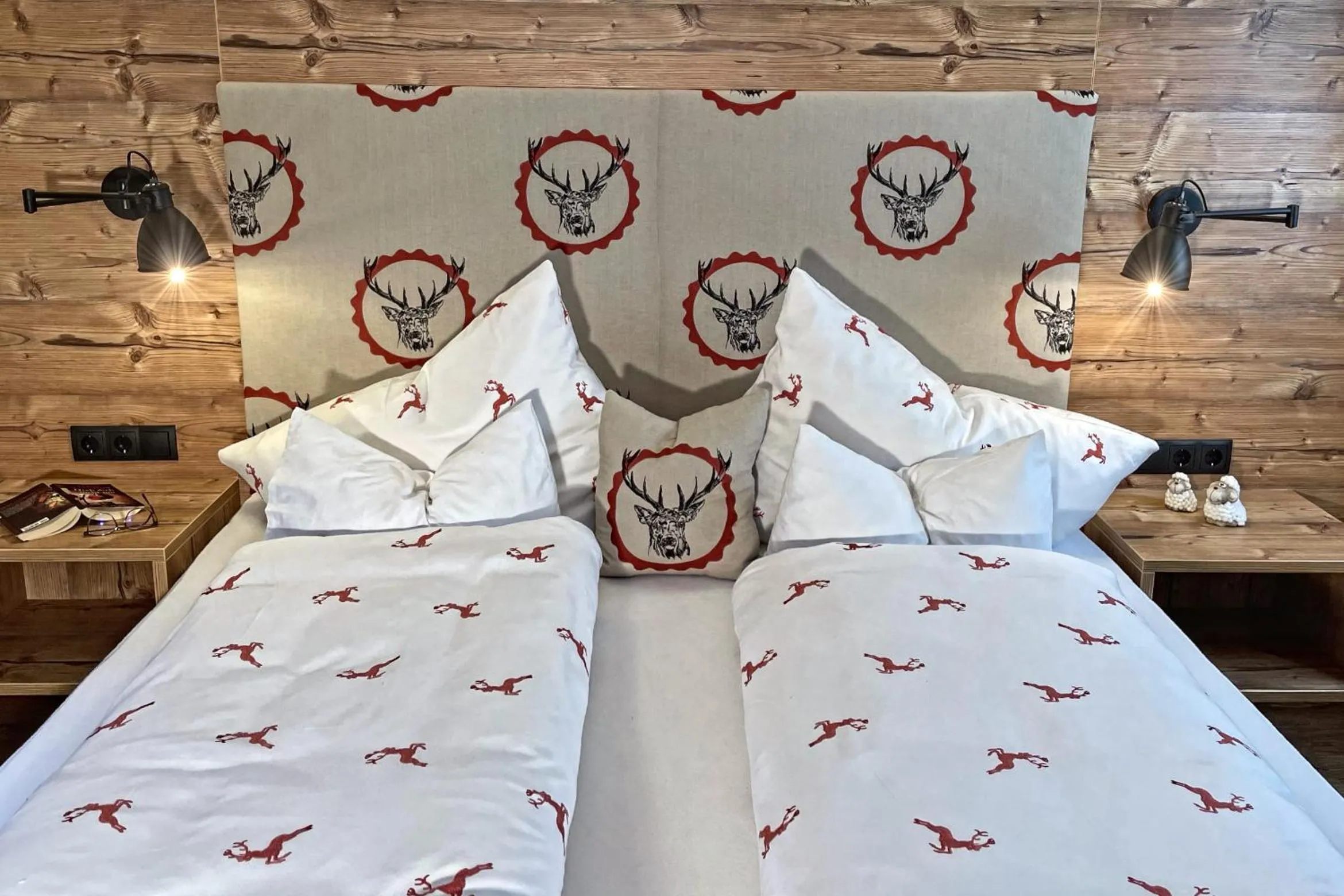 Bed in Pircher-Maes Apart & Stubaital