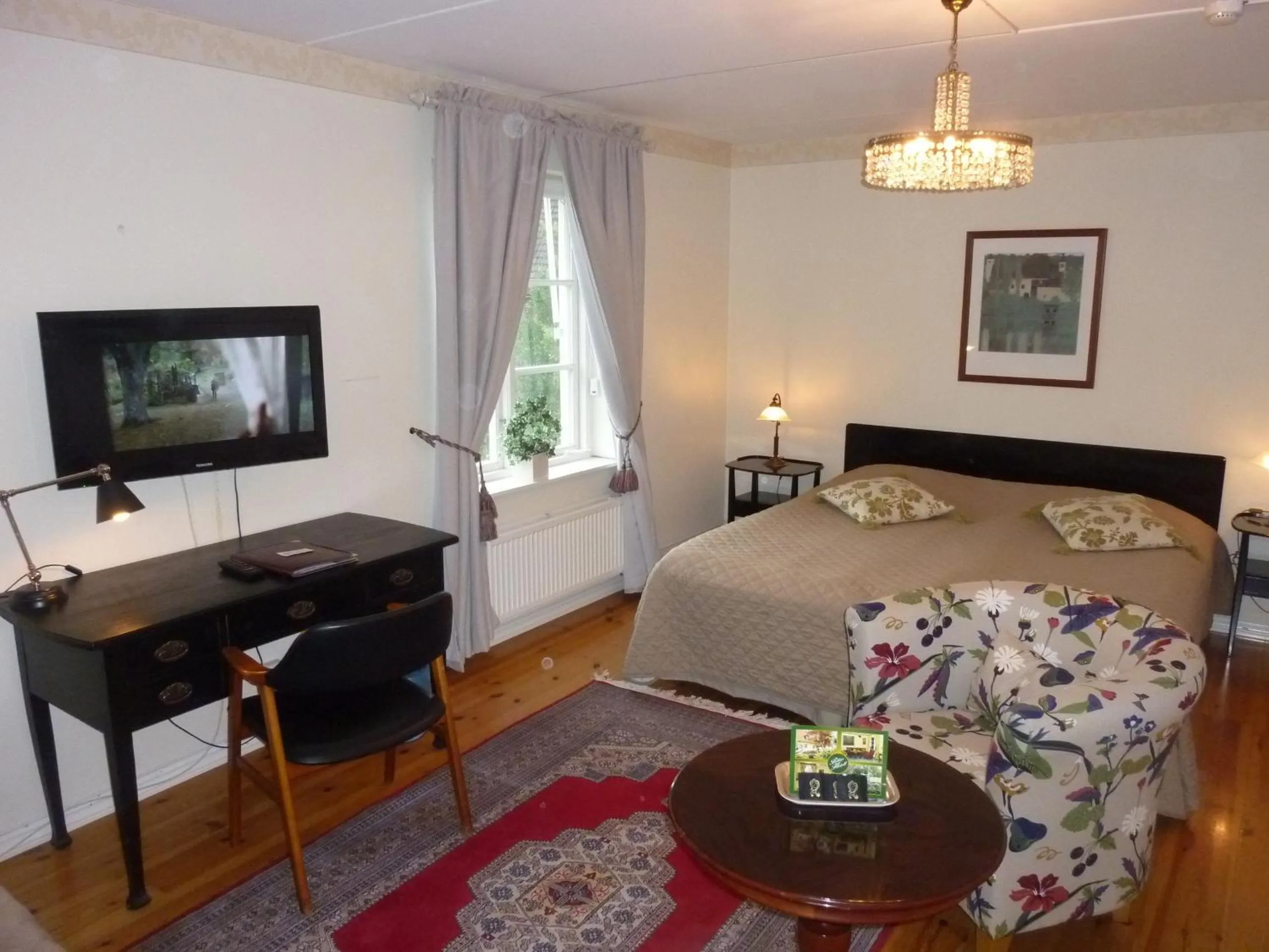 Photo of the whole room in Nya Pallas Hotel