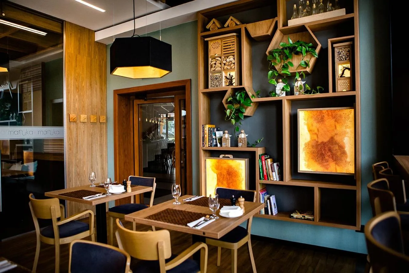 Restaurant/places to eat in Bulwary Biznes
