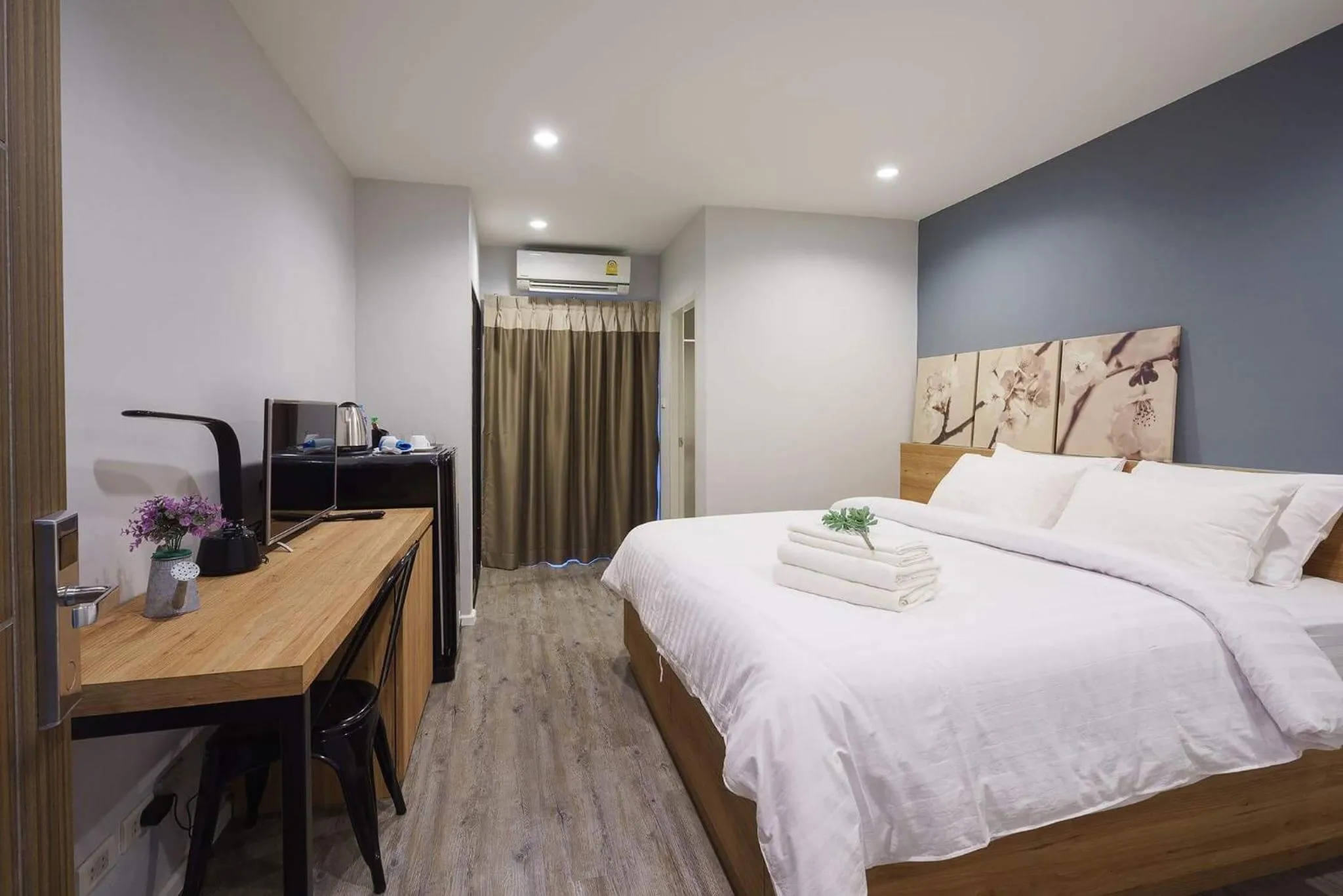 Photo of the whole room, Bed in VILLA23 Residence