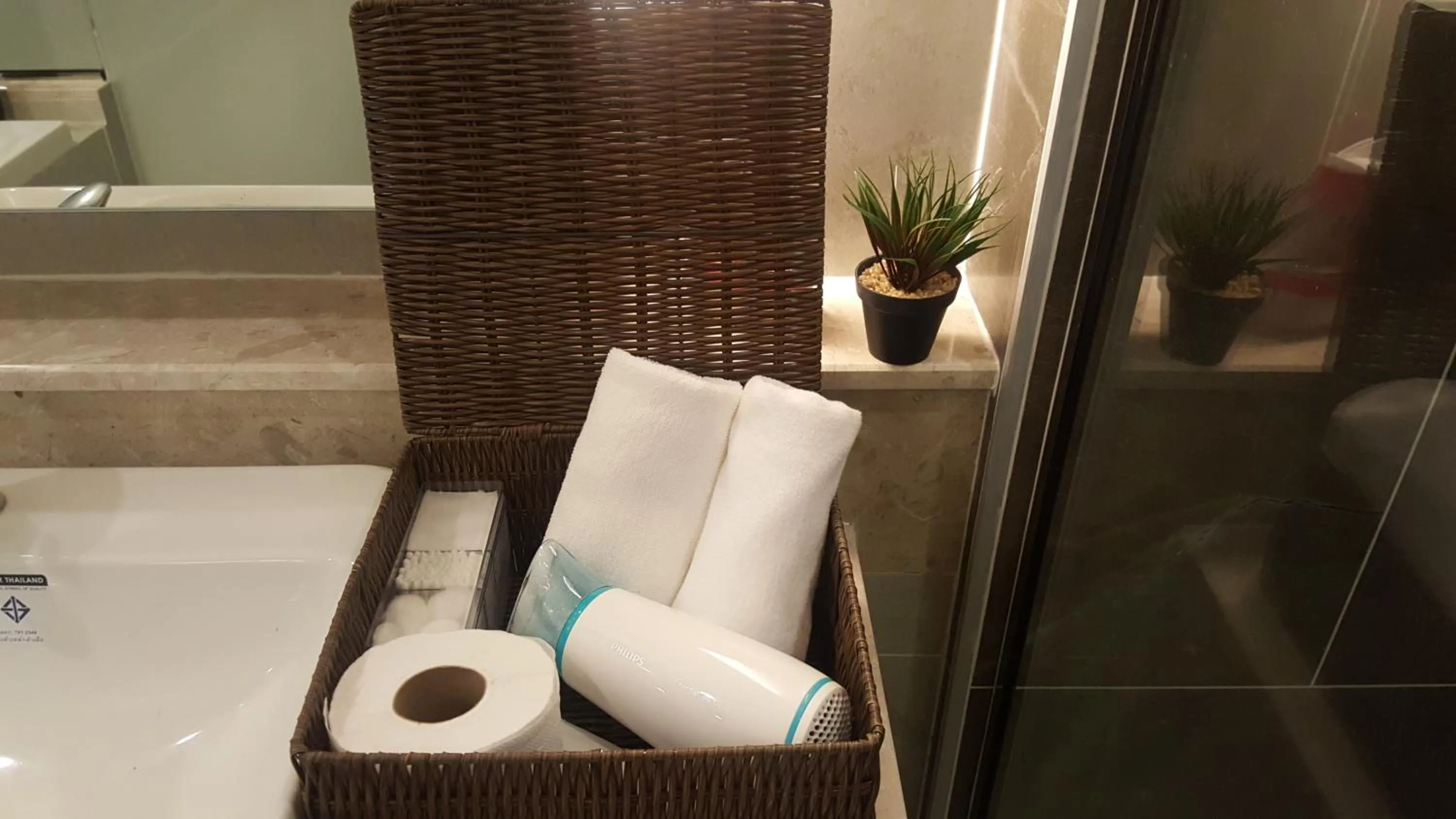 Astra Suites Night Bazaar