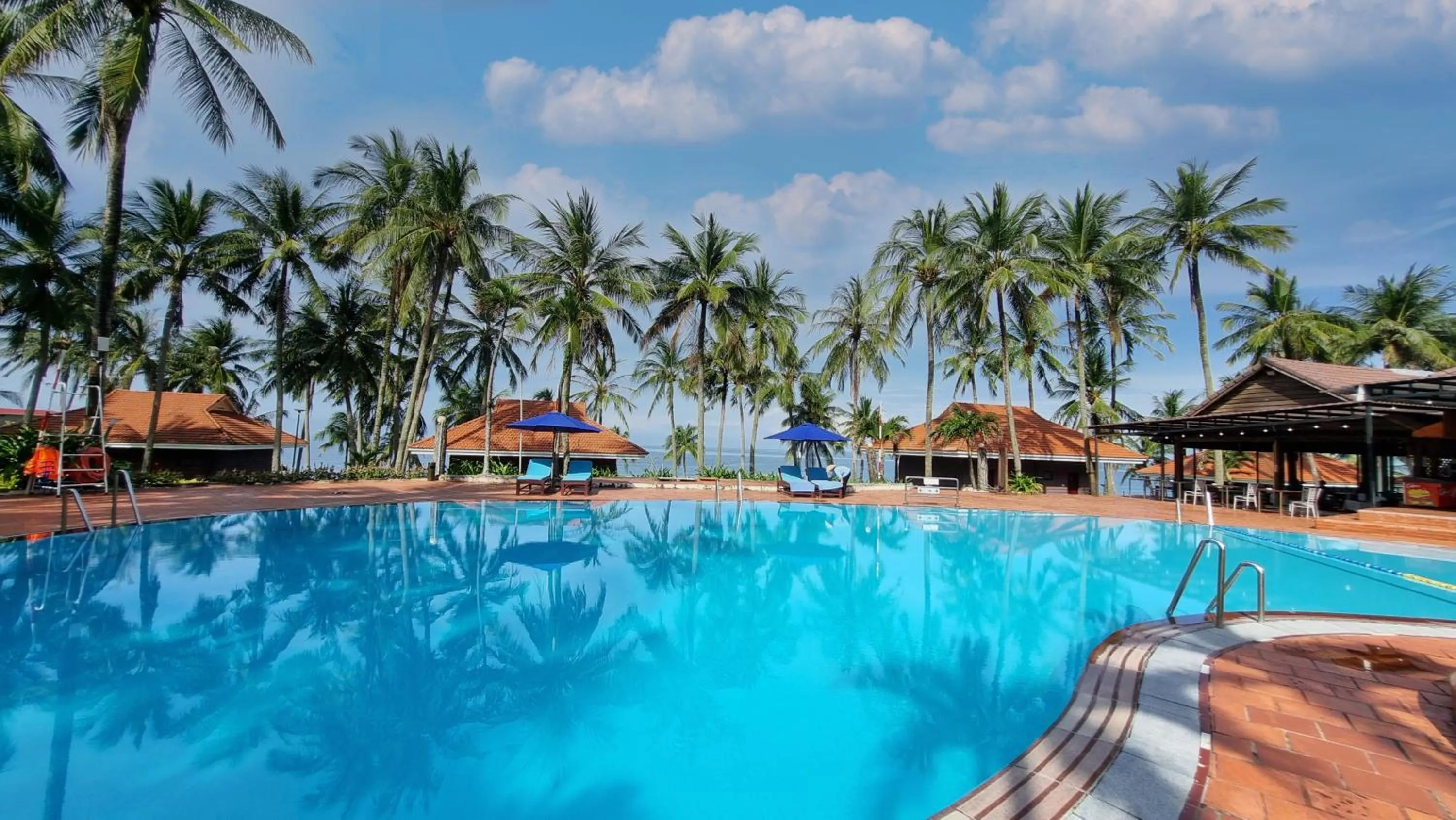 Swimming pool in Saigon Phu Quoc Resort & Spa