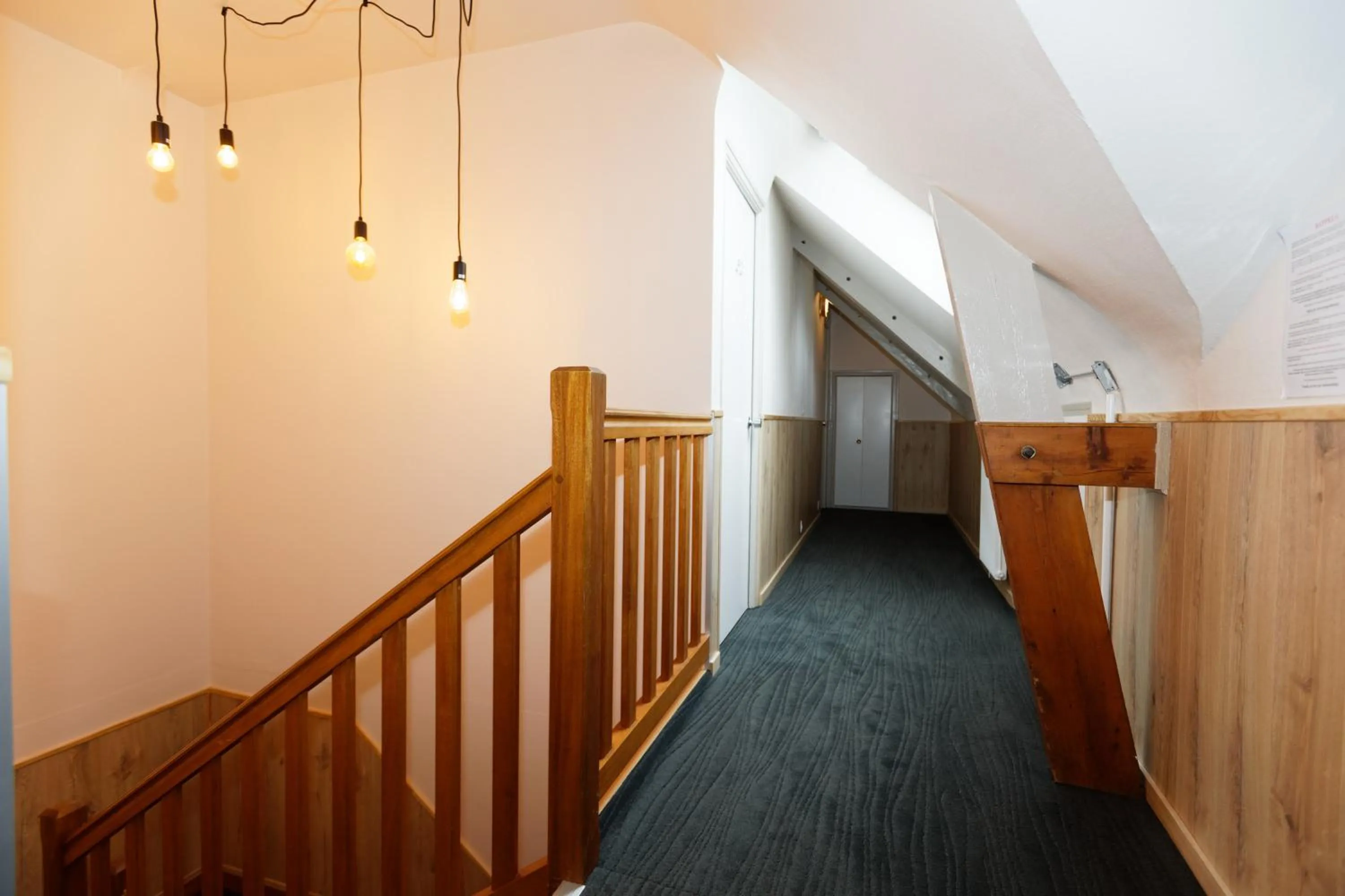 Decorative detail in Contact Hôtel - Hôtel Le Lion d'Or Lamballe