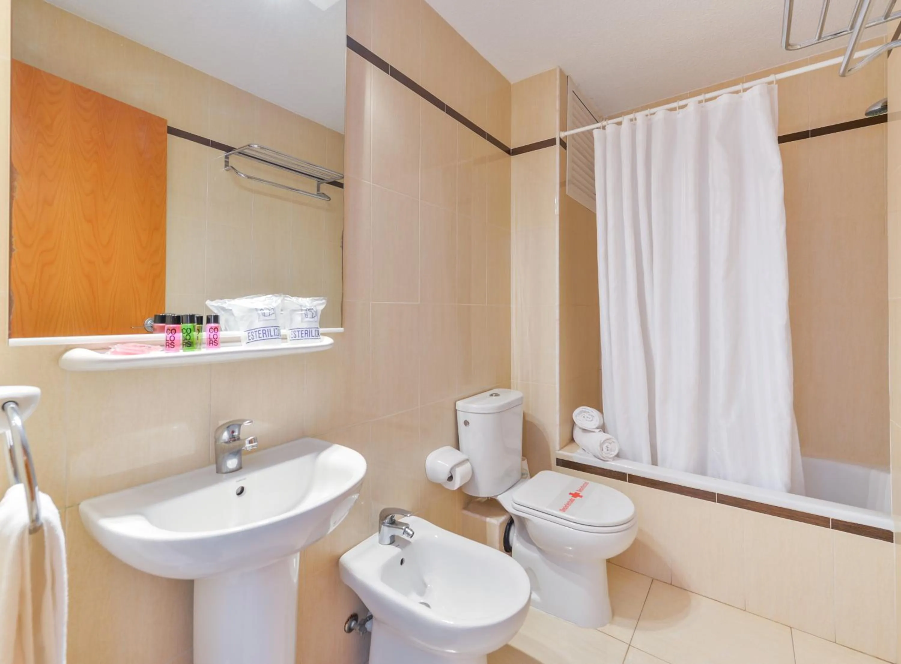 Bathroom in Apartamentos Lido