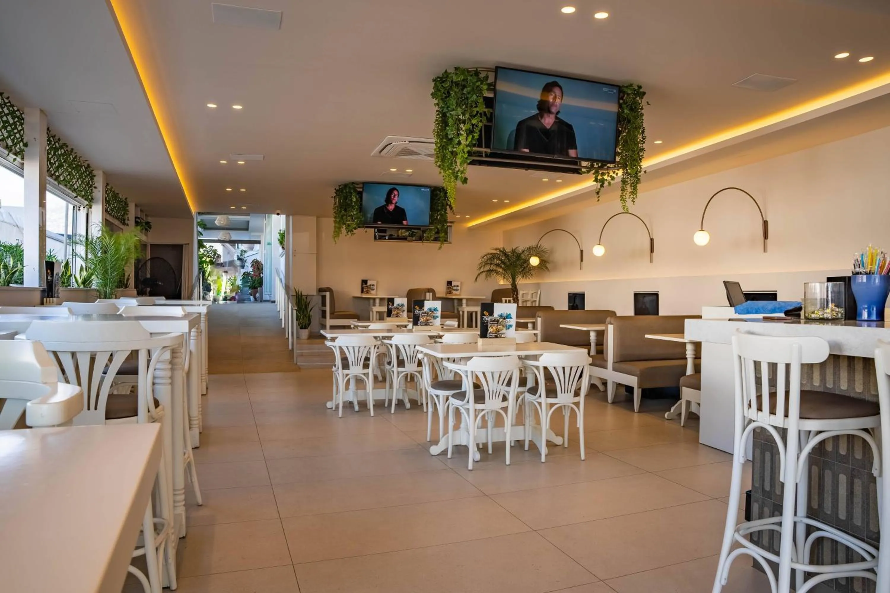 Kastro Beach Apartments