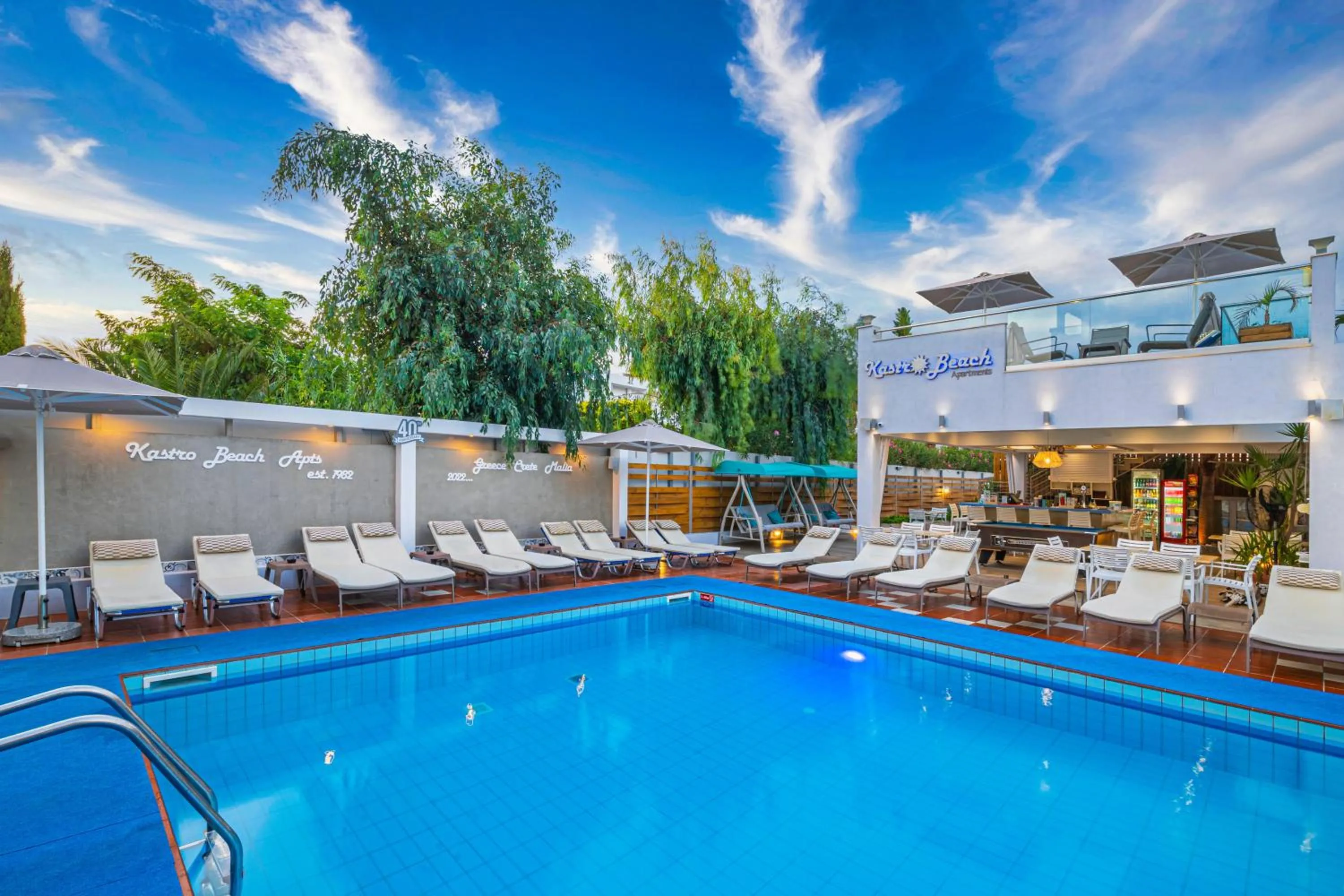 Kastro Beach Apartments