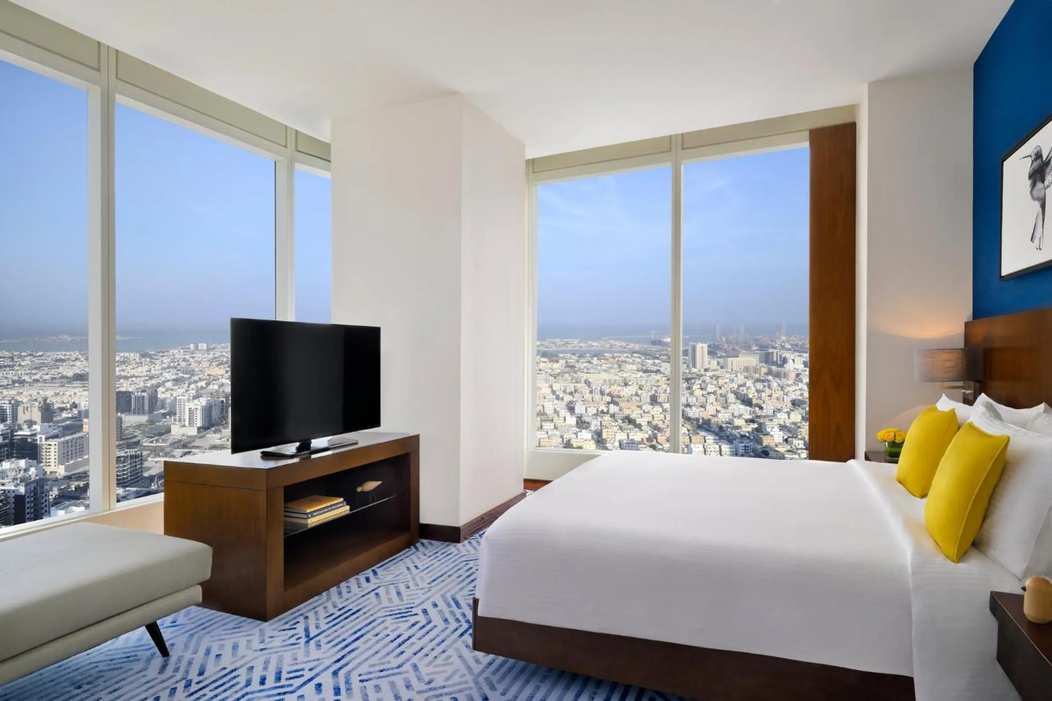 Photo of the whole room, Bed in voco Dubai by IHG