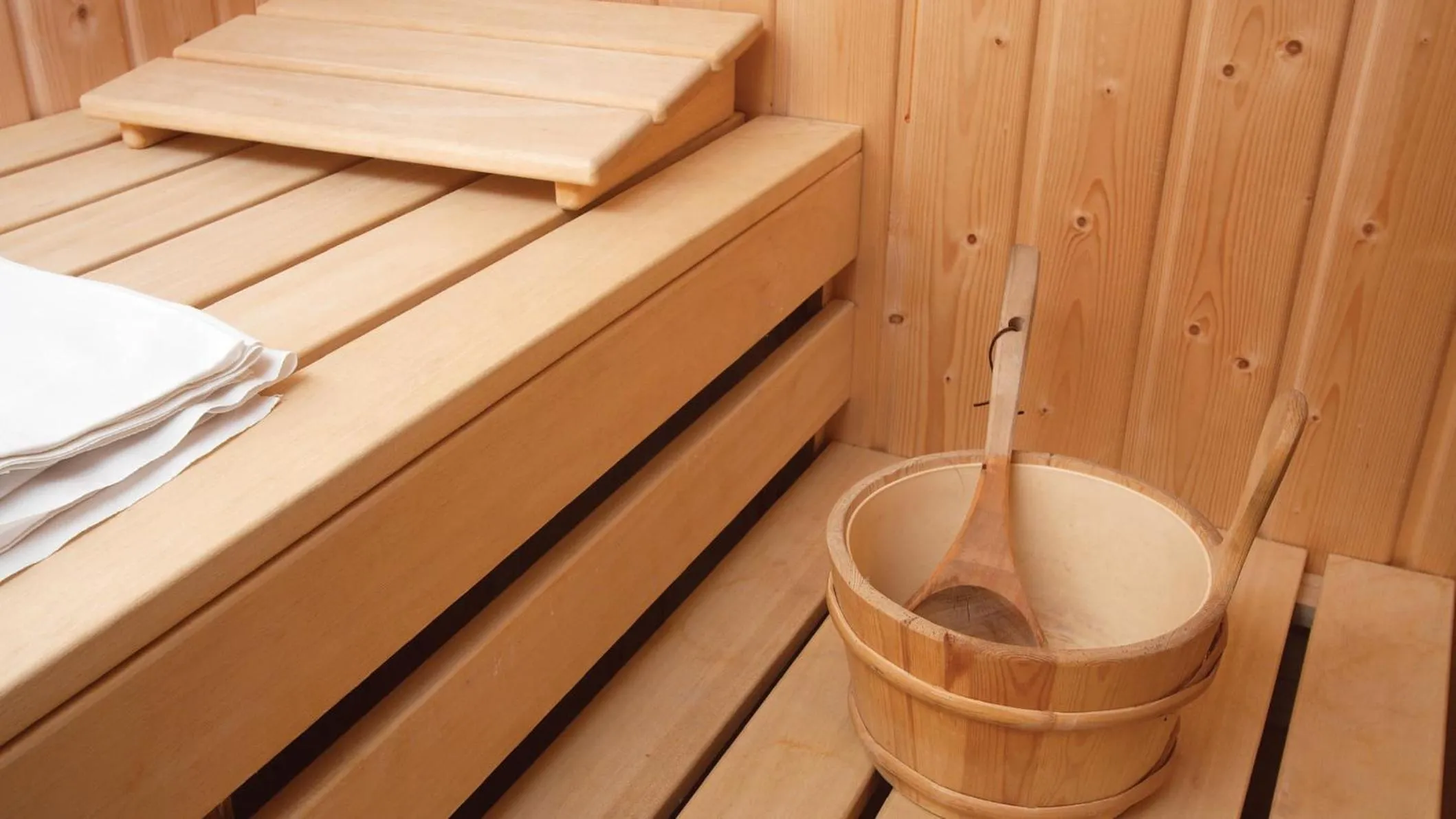 Fitness centre/facilities in voco Dubai by IHG