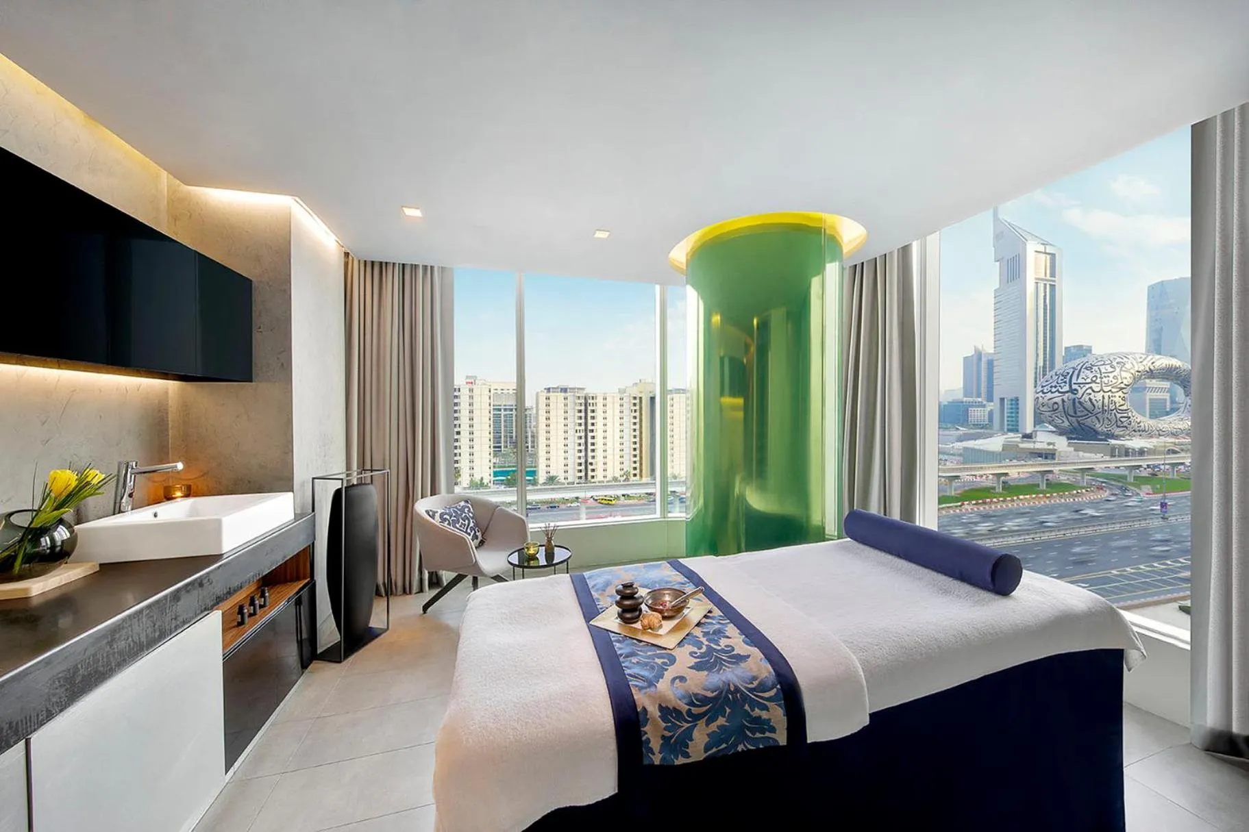 Spa and wellness centre/facilities, Bed in voco Dubai by IHG
