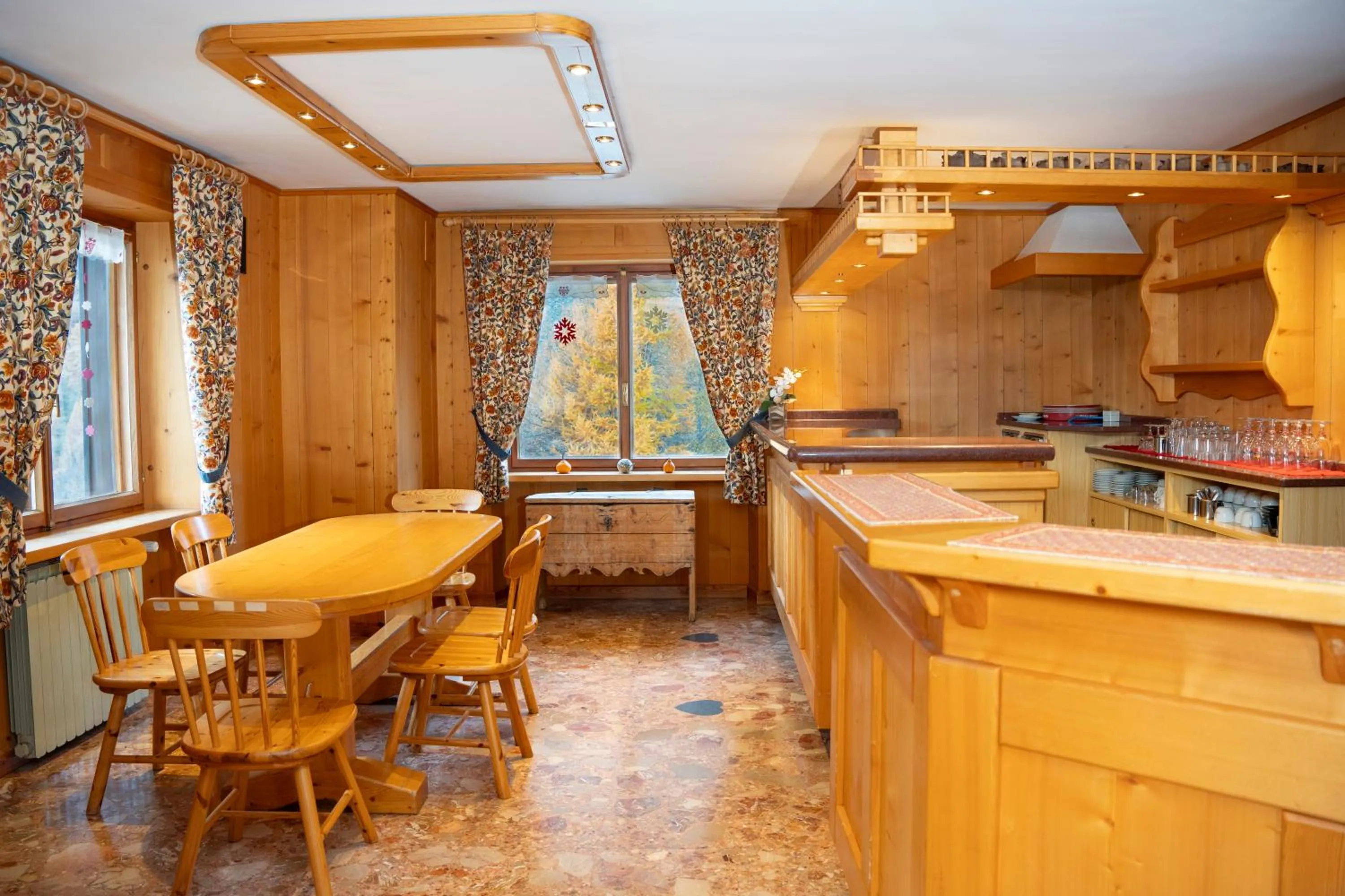 Lounge or bar in Locanda del Lysjoch