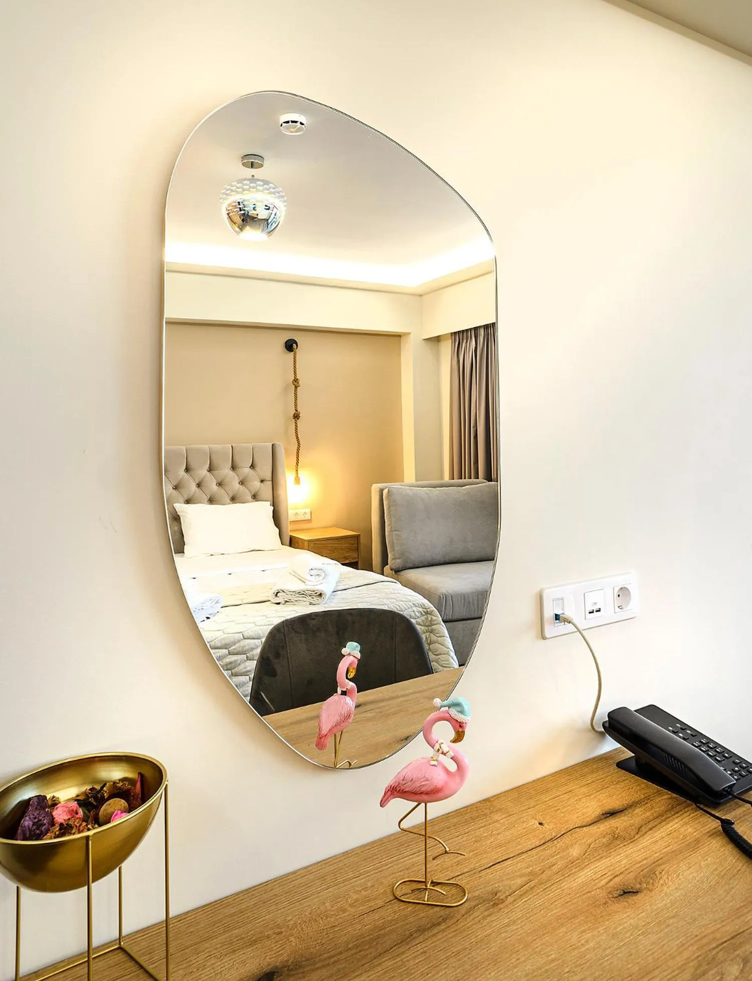 Shower, Bed in Anthidon Nature Estate & Farm