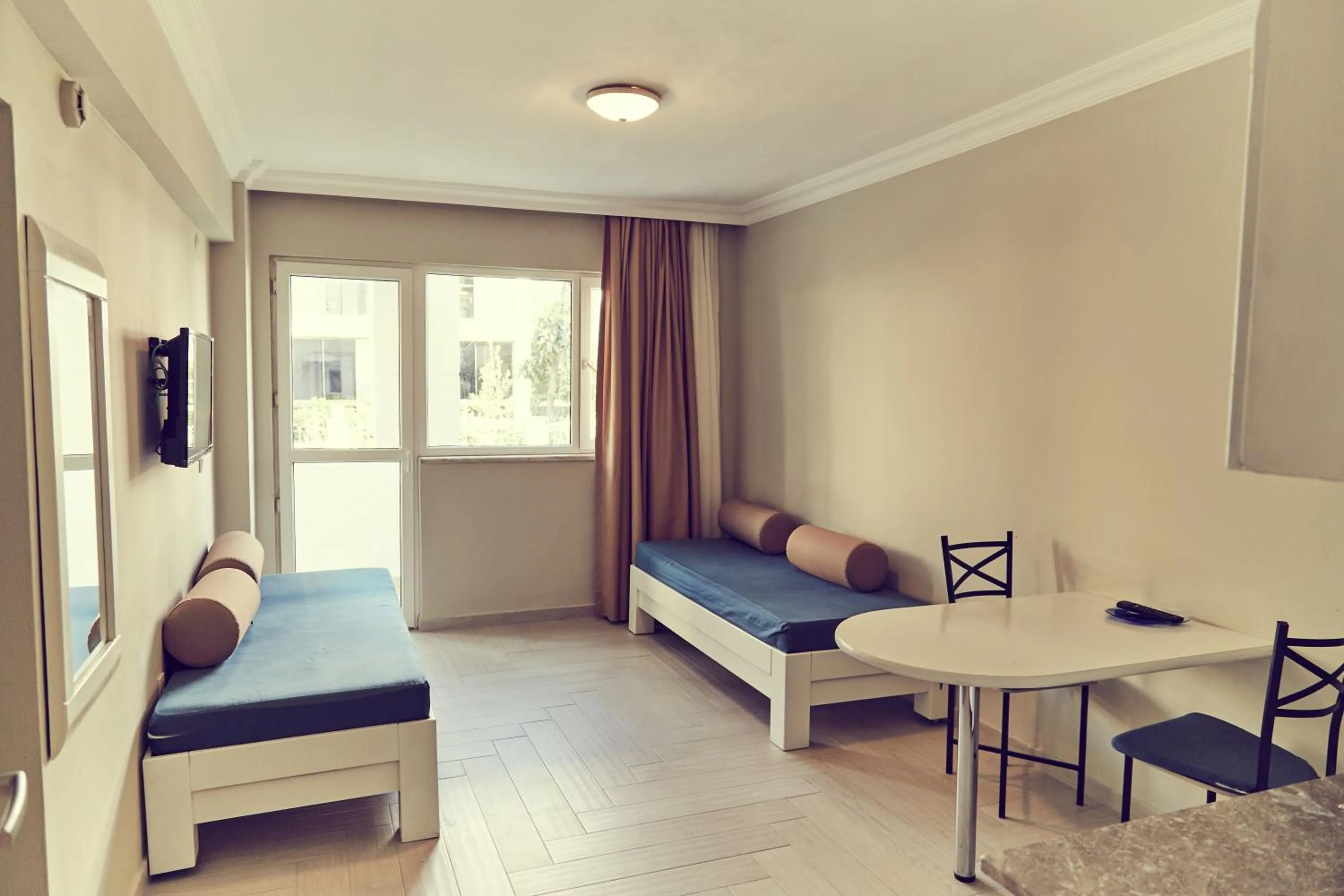 Living room in Two Seas Hotel