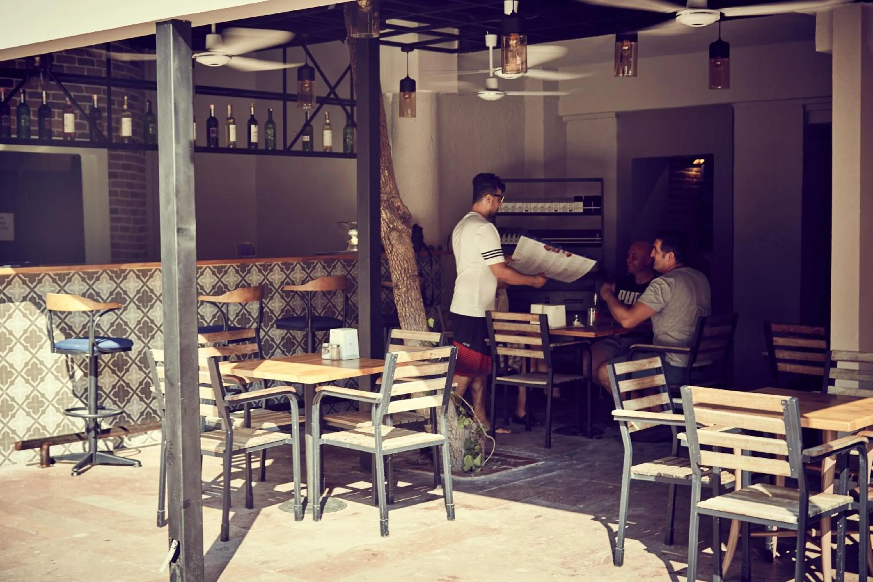 Lounge or bar in Two Seas Hotel