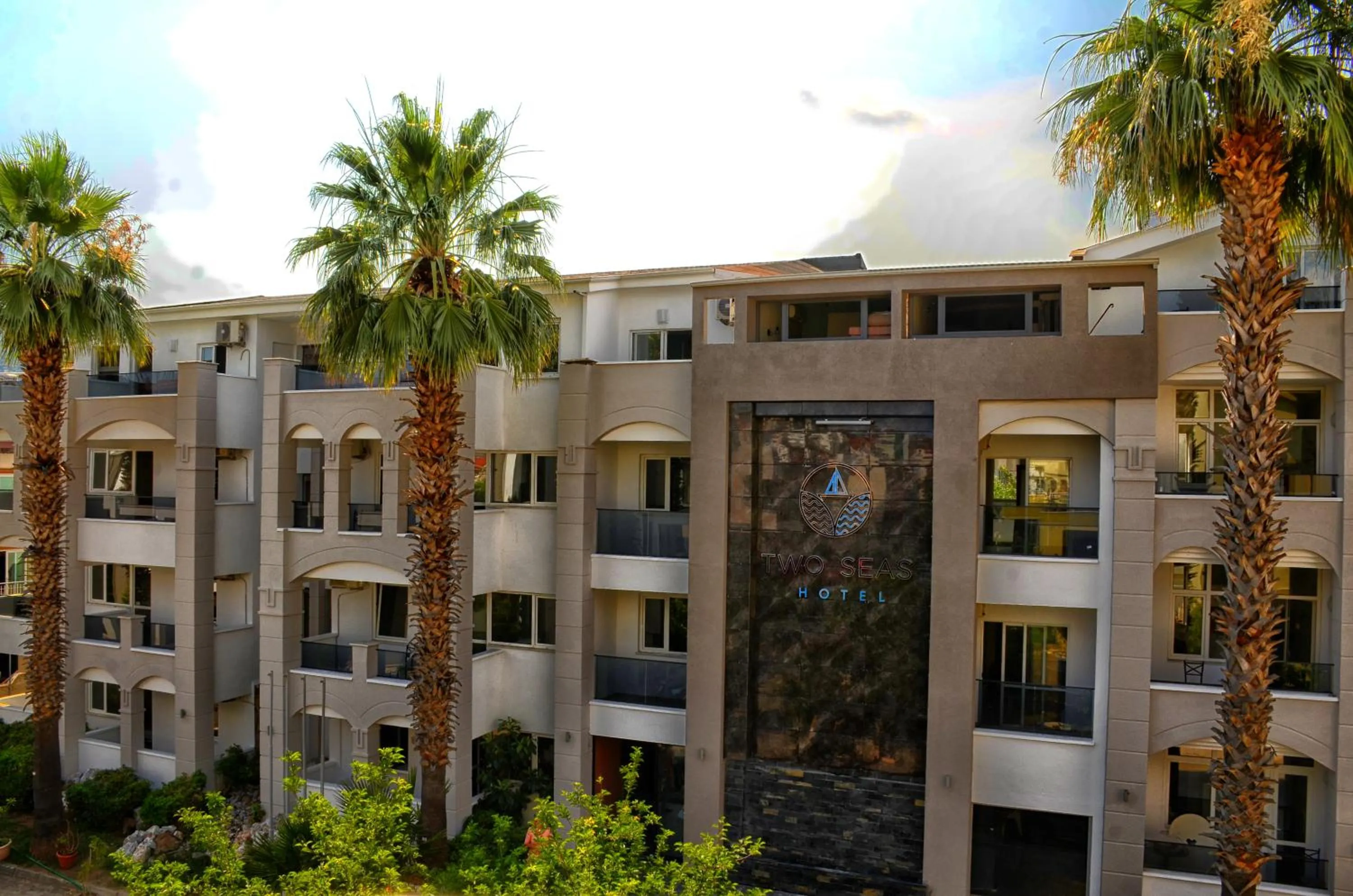 Facade/entrance in Two Seas Hotel