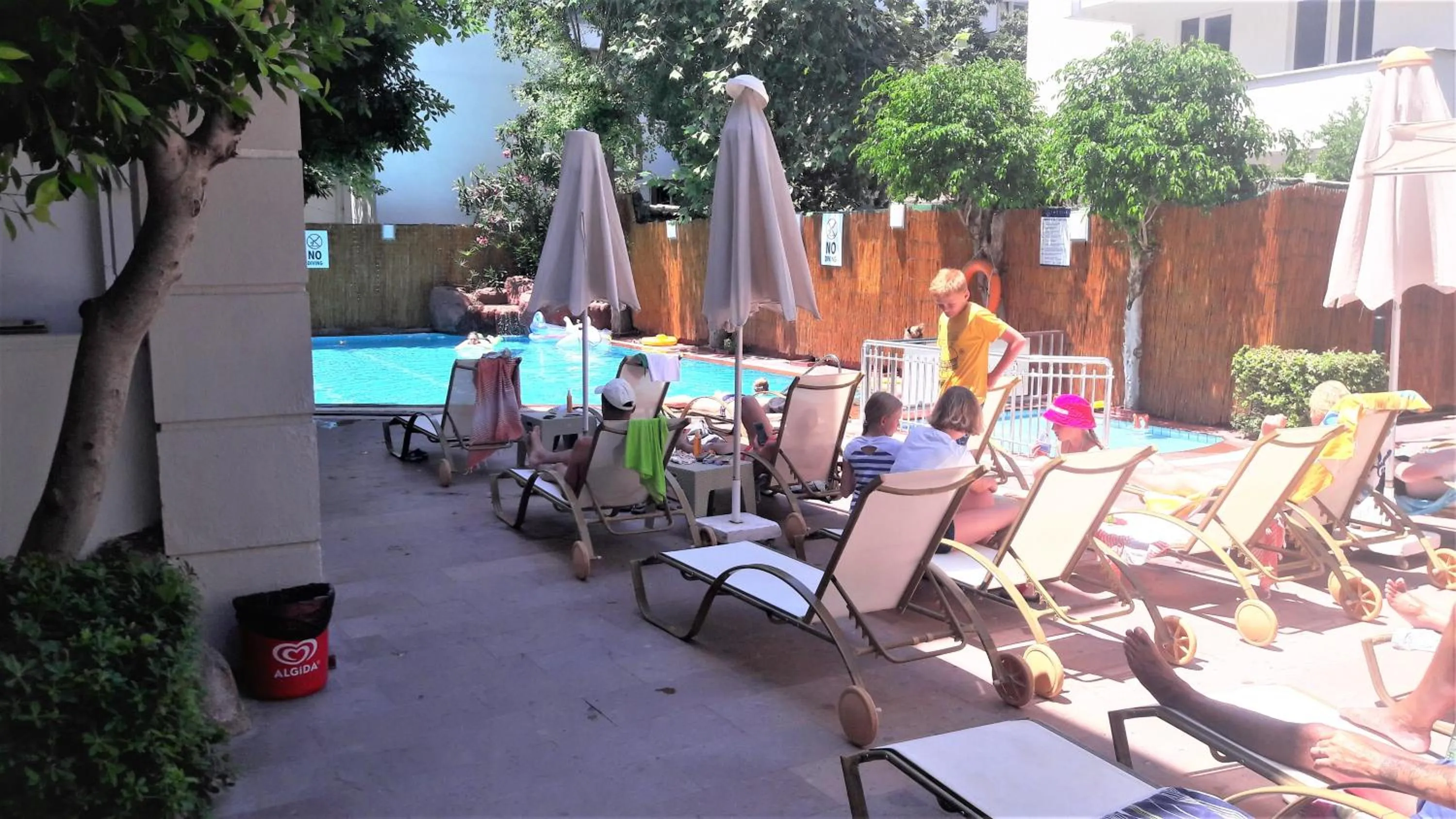 Swimming pool in Two Seas Hotel