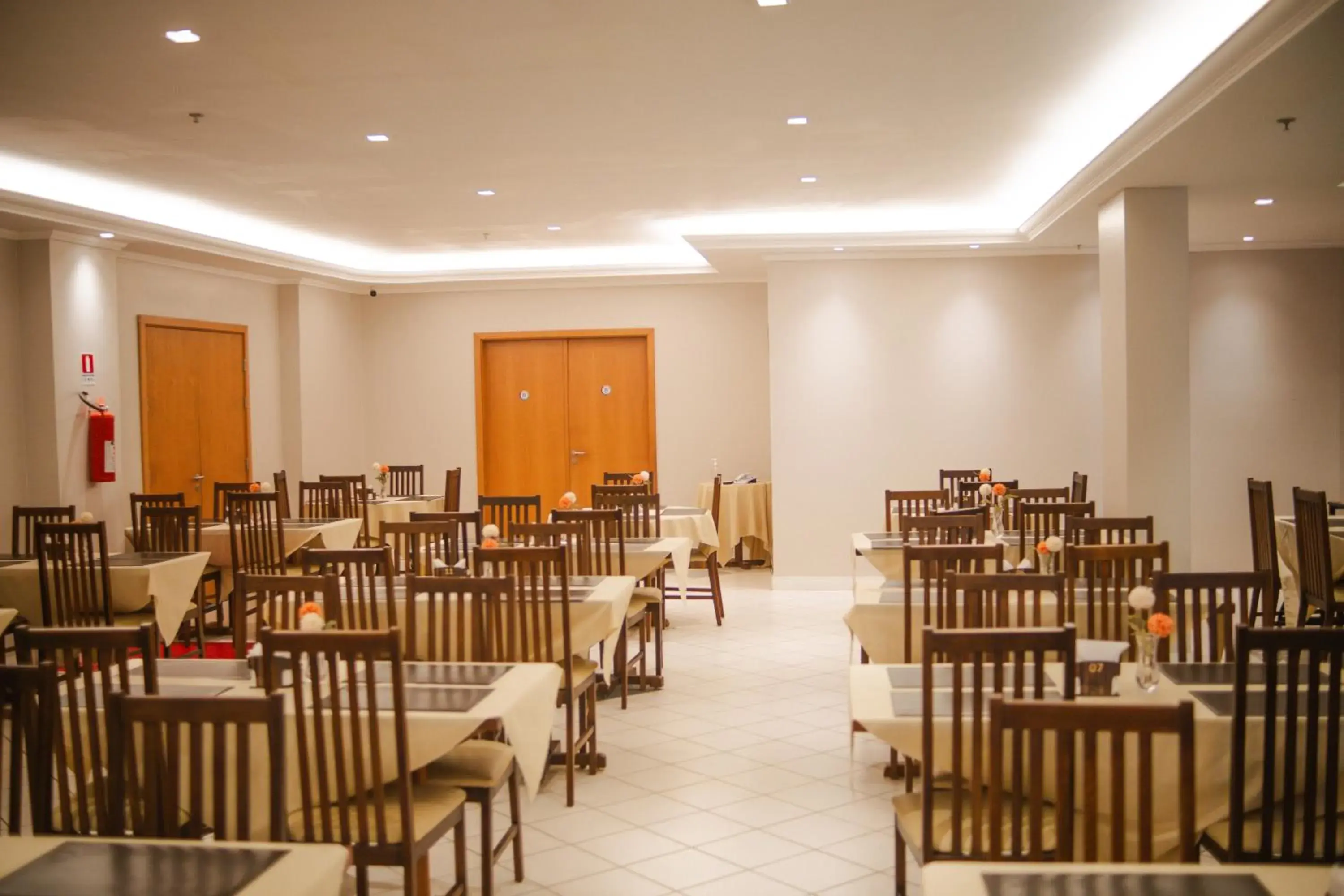 Restaurant/places to eat in Litorânea Praia Hotel Restaurant/places to eat in Litorânea Praia Hotel