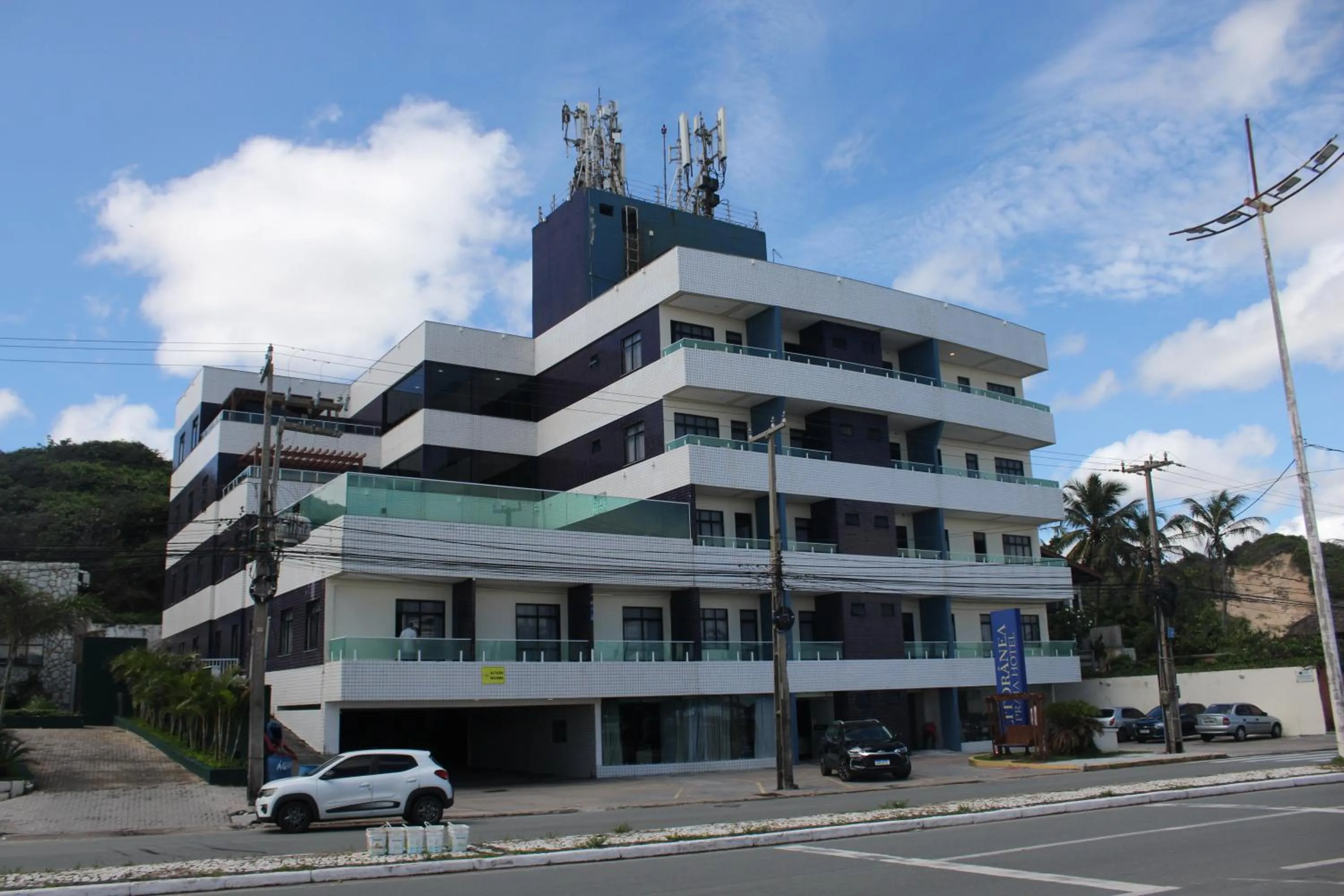Property building in Litorânea Praia Hotel