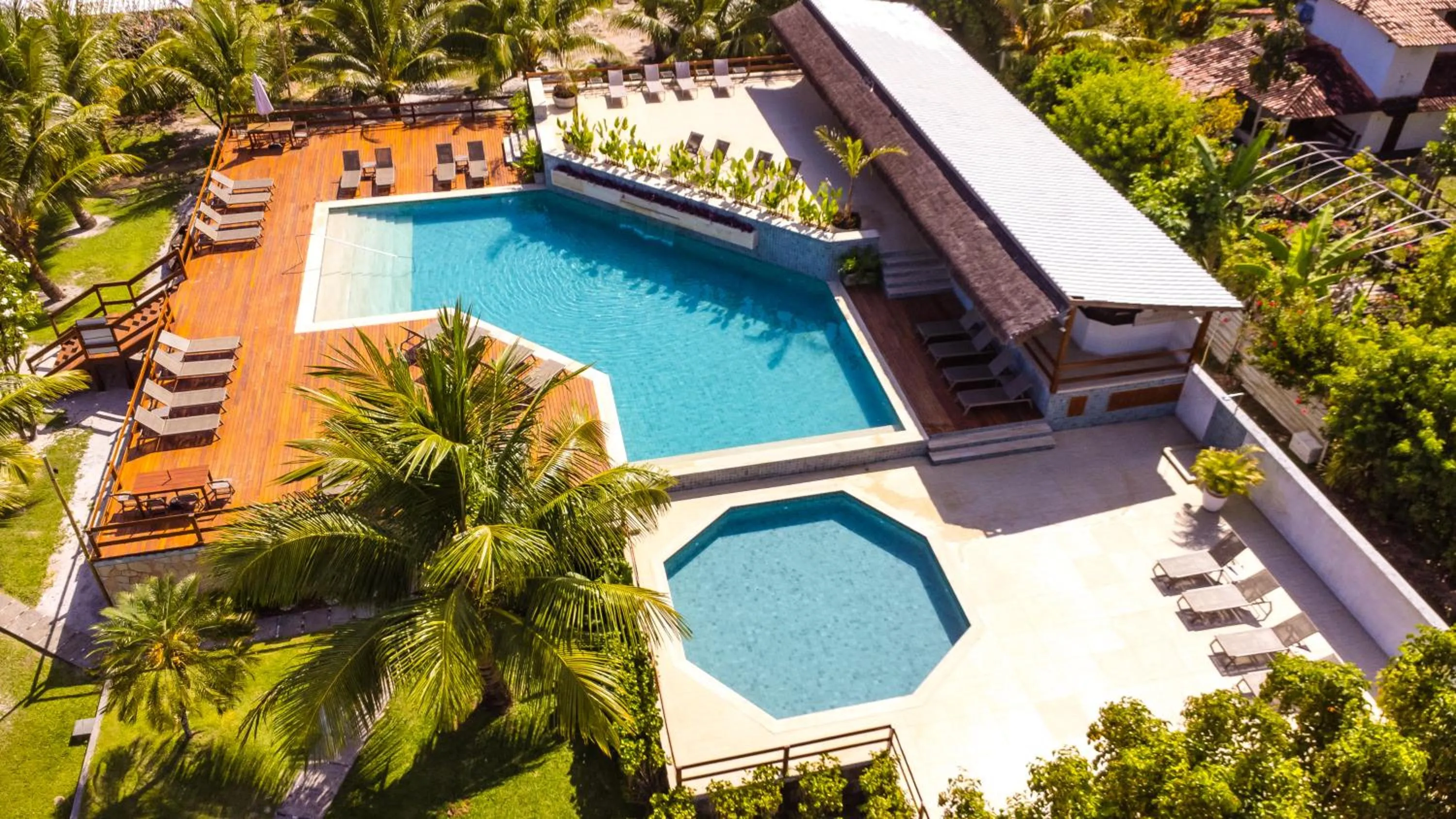 Pool view in Village Paraíso Tropical