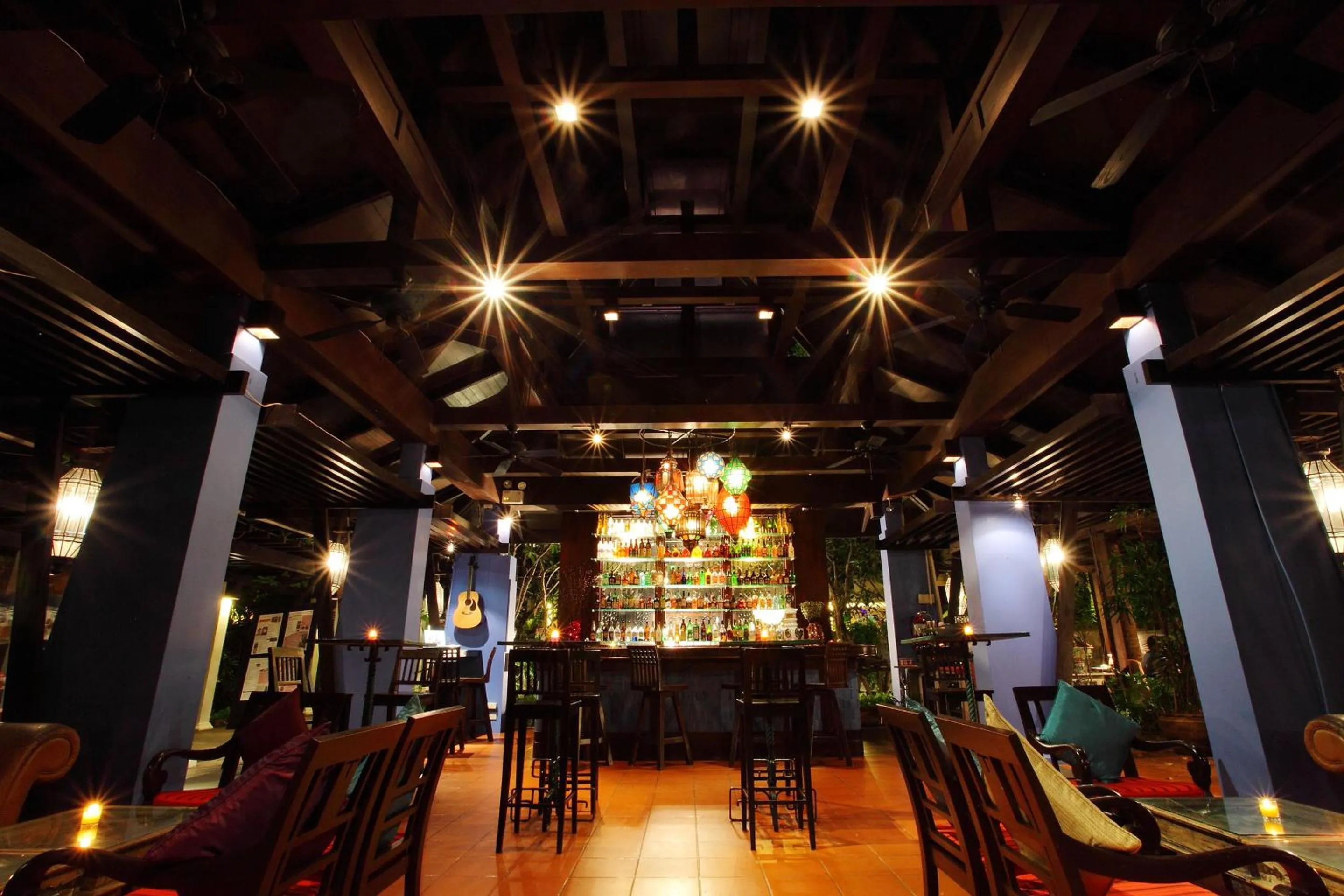 Restaurant/places to eat in Burasari Phuket Resort & Spa