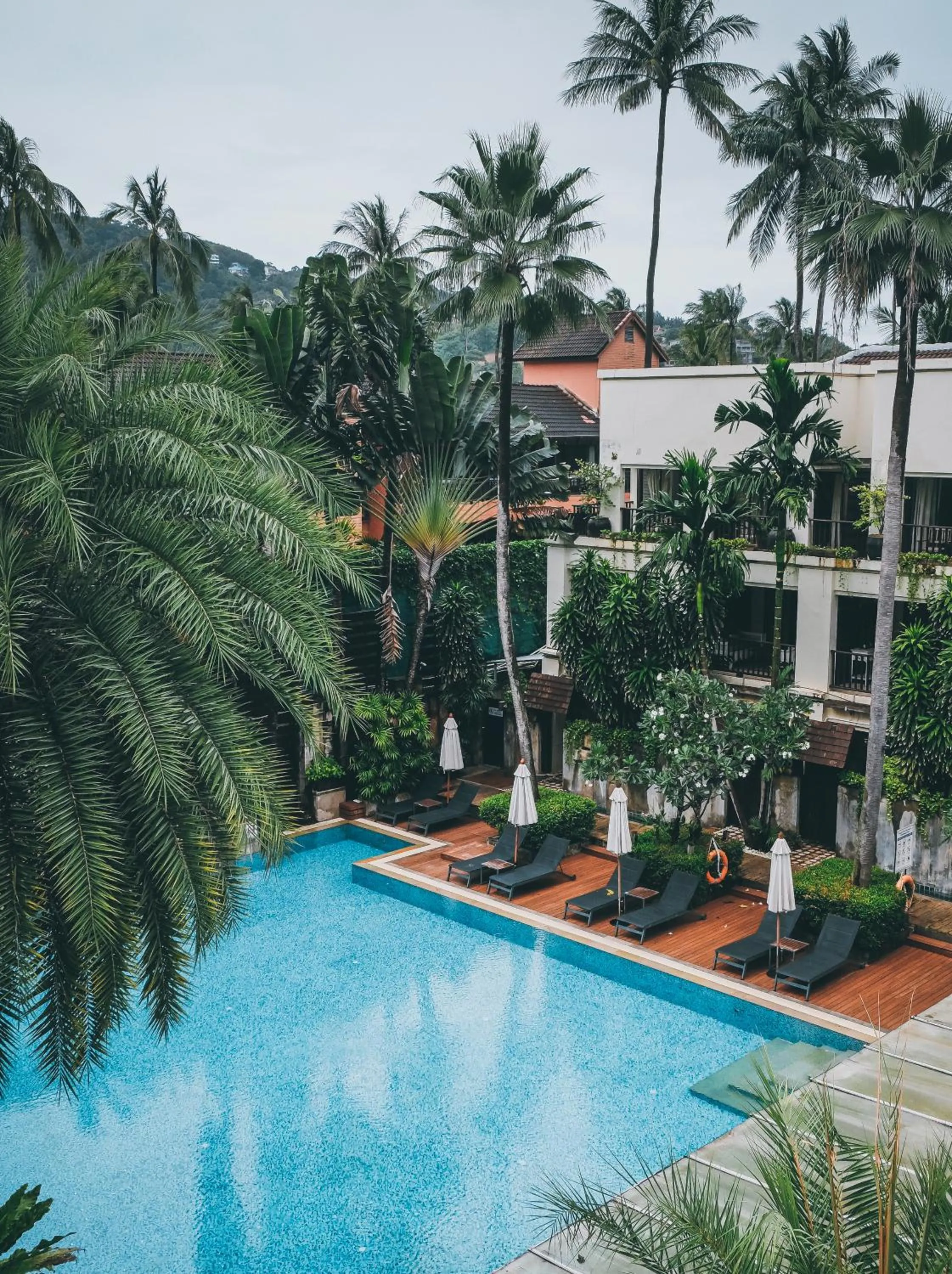 Swimming pool in Burasari Phuket Resort & Spa